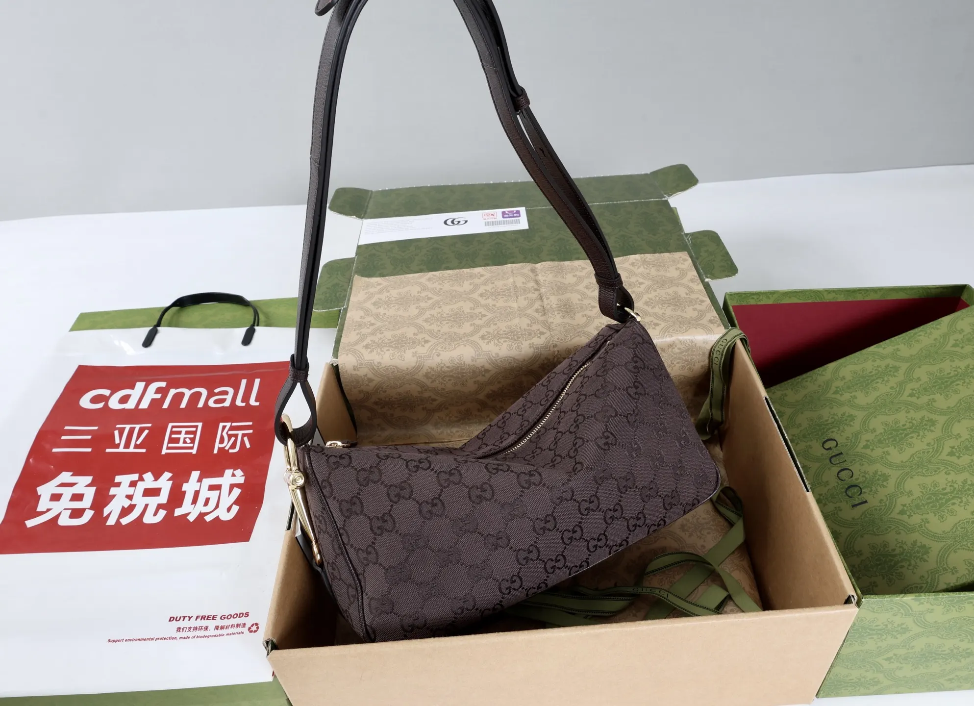 棕色 金色 牛皮 春夏系列 腋下包 复古腋下背款