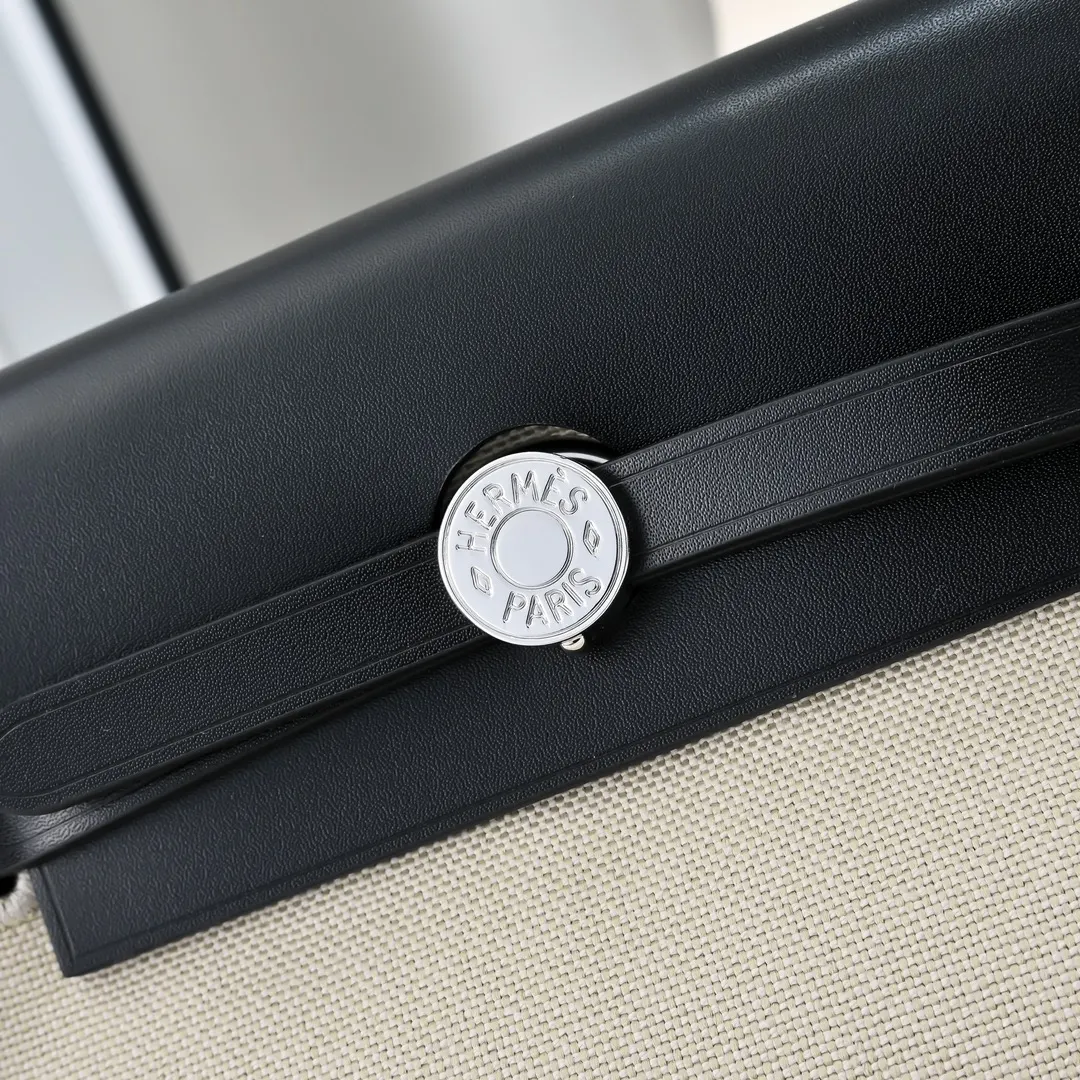 Hermès 雙肩包(數字6) Hermès 雙肩包(數字6)
