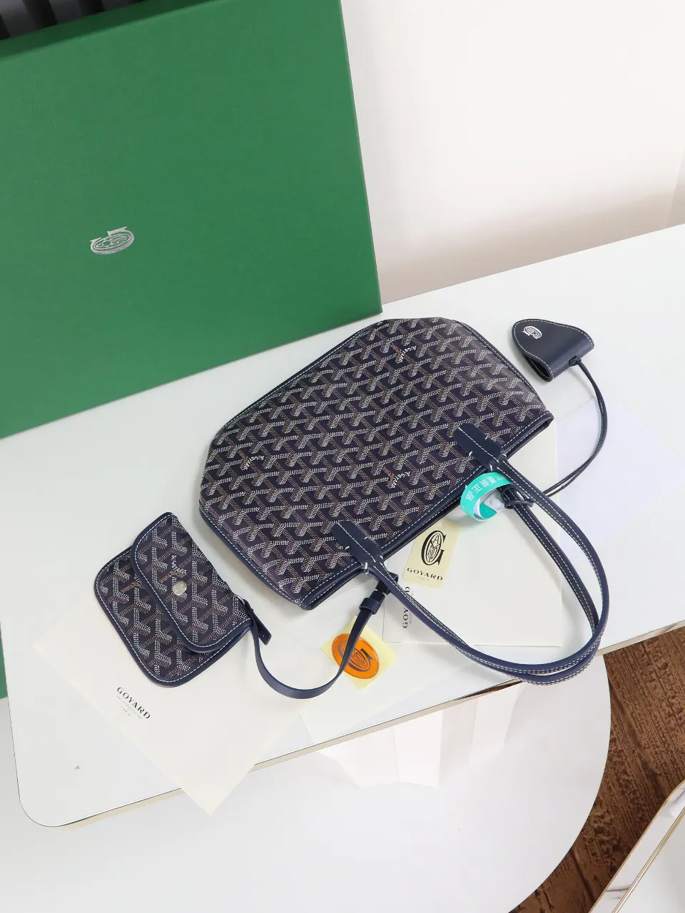 Goyard 小牛皮 手提包 通勤手提款(數字9) Goyard 小牛皮 手提包 通勤手提款(數字9)