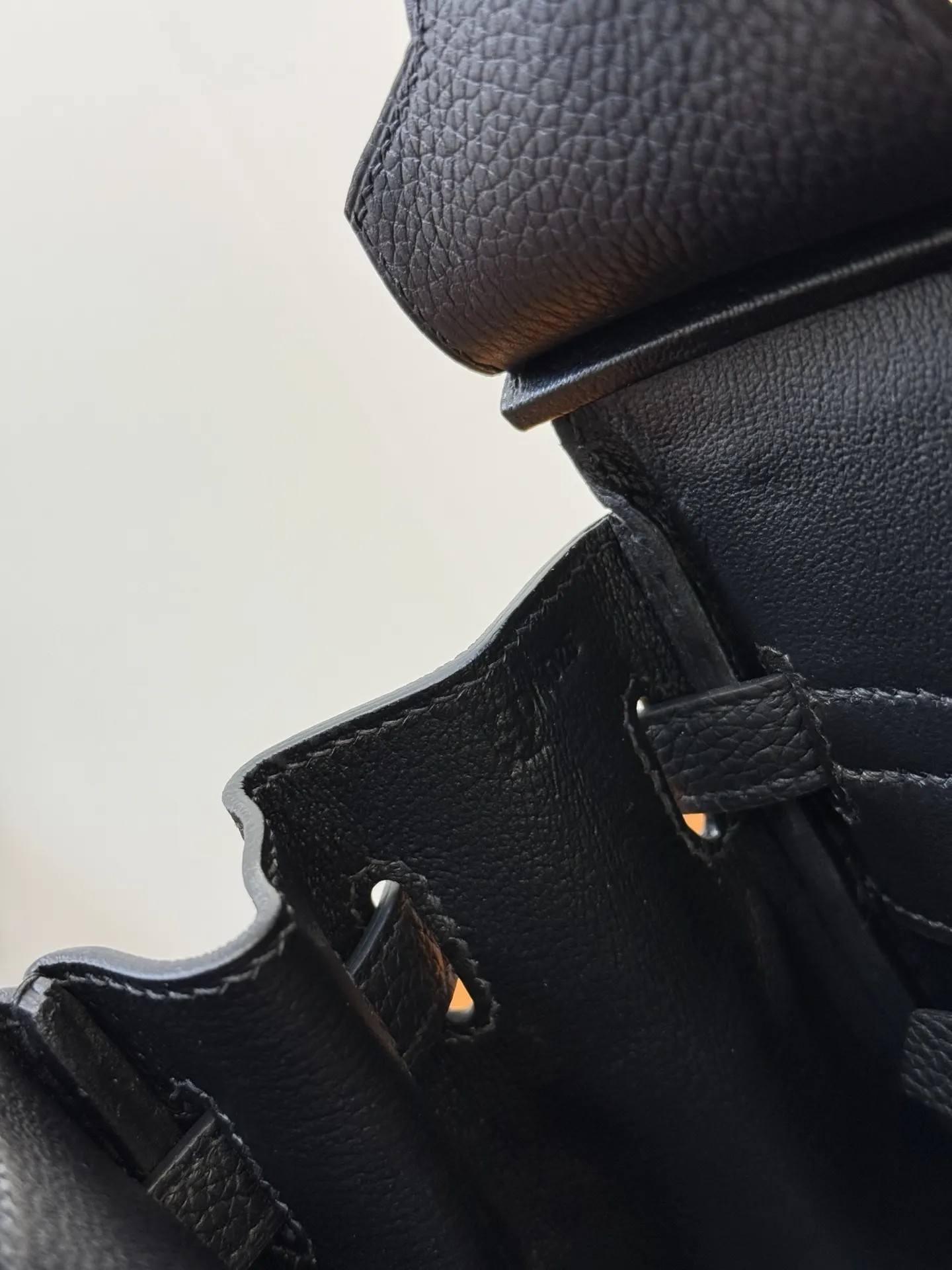 Hermès Birkin Black Top Handle Bag Classic Leather