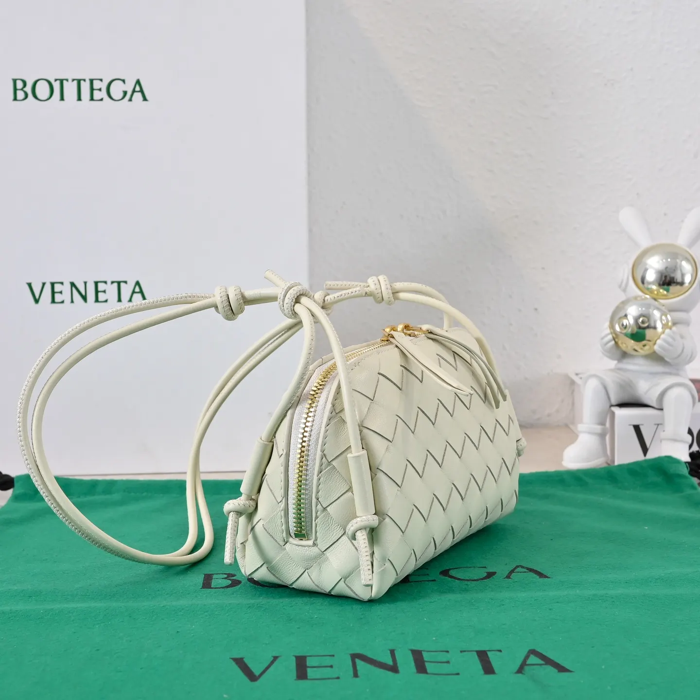 Bottega Veneta 腋下包 復古腋下背款