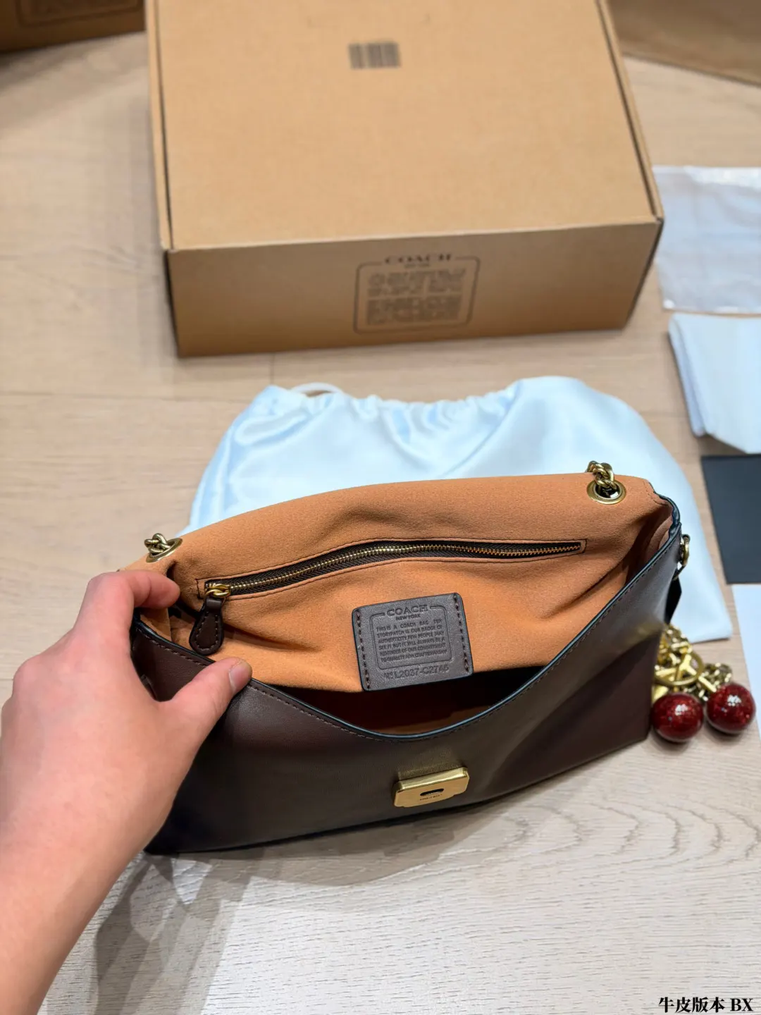 Coach 棕色 牛皮 腋下包 复古腋下背款