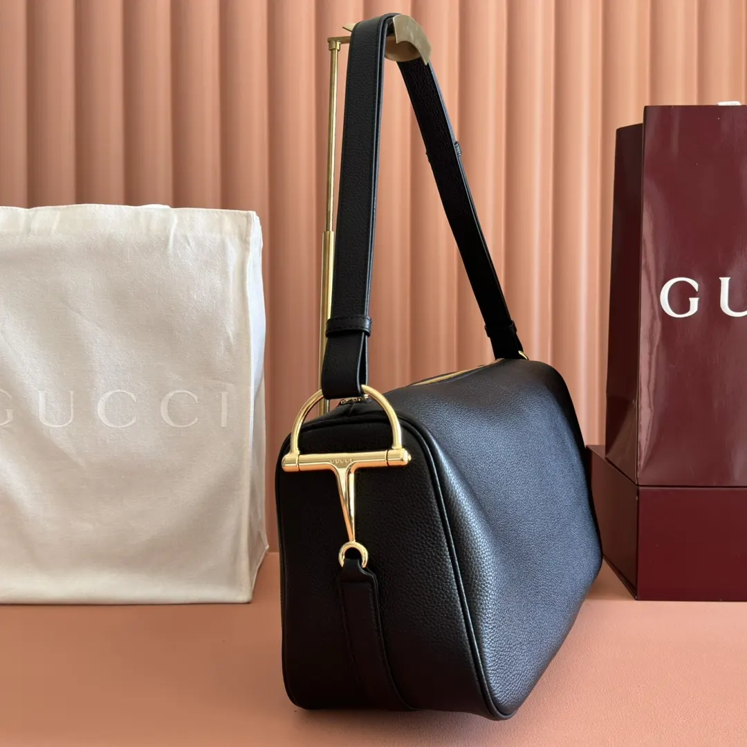 Gucci Black Brown Hobo Shoulder Bag Vintage Leather