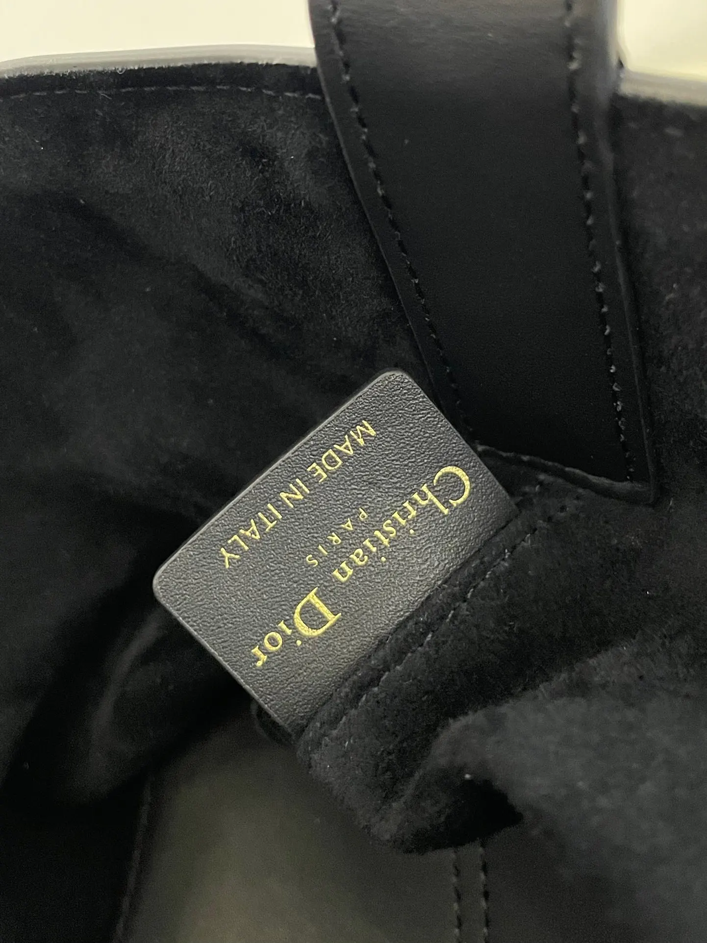 黑色 小牛皮 收纳包 旅行收纳款