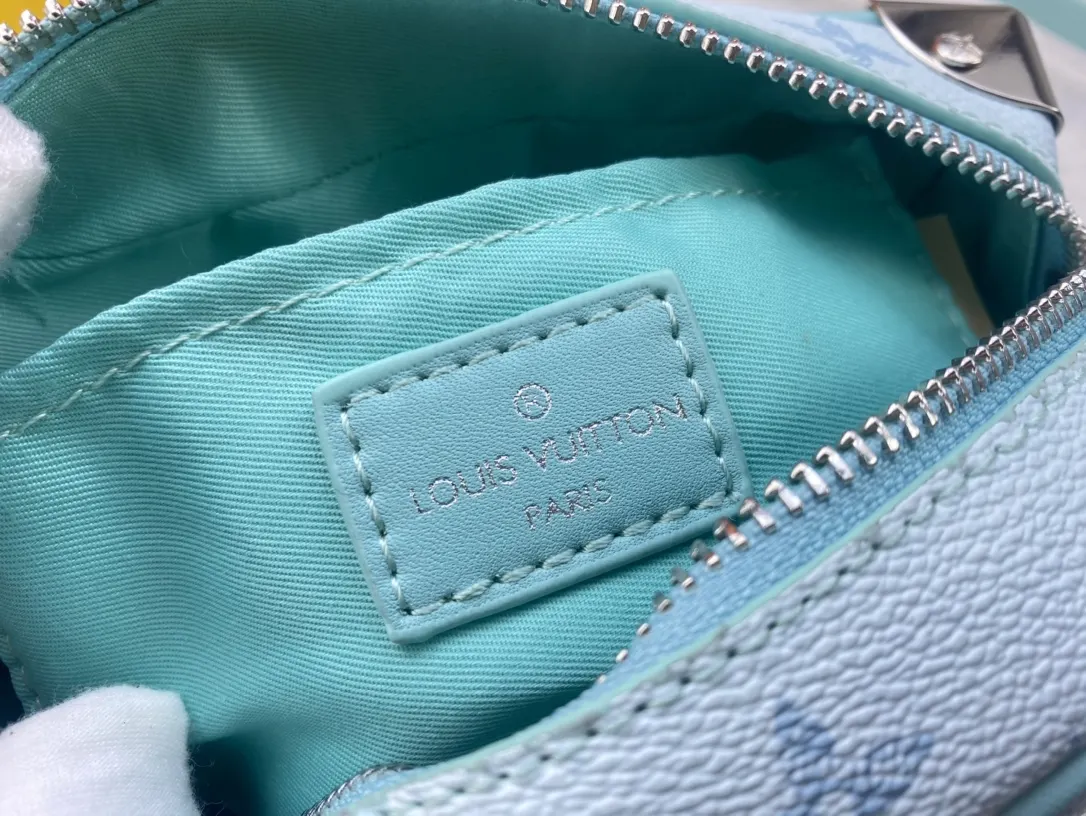 Louis Vuitton Chain Bag Canvas