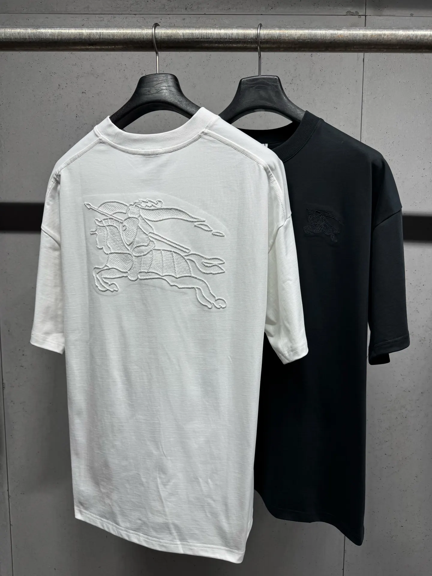 Burberry 26SS 刺绣 短袖T恤 休闲百搭款