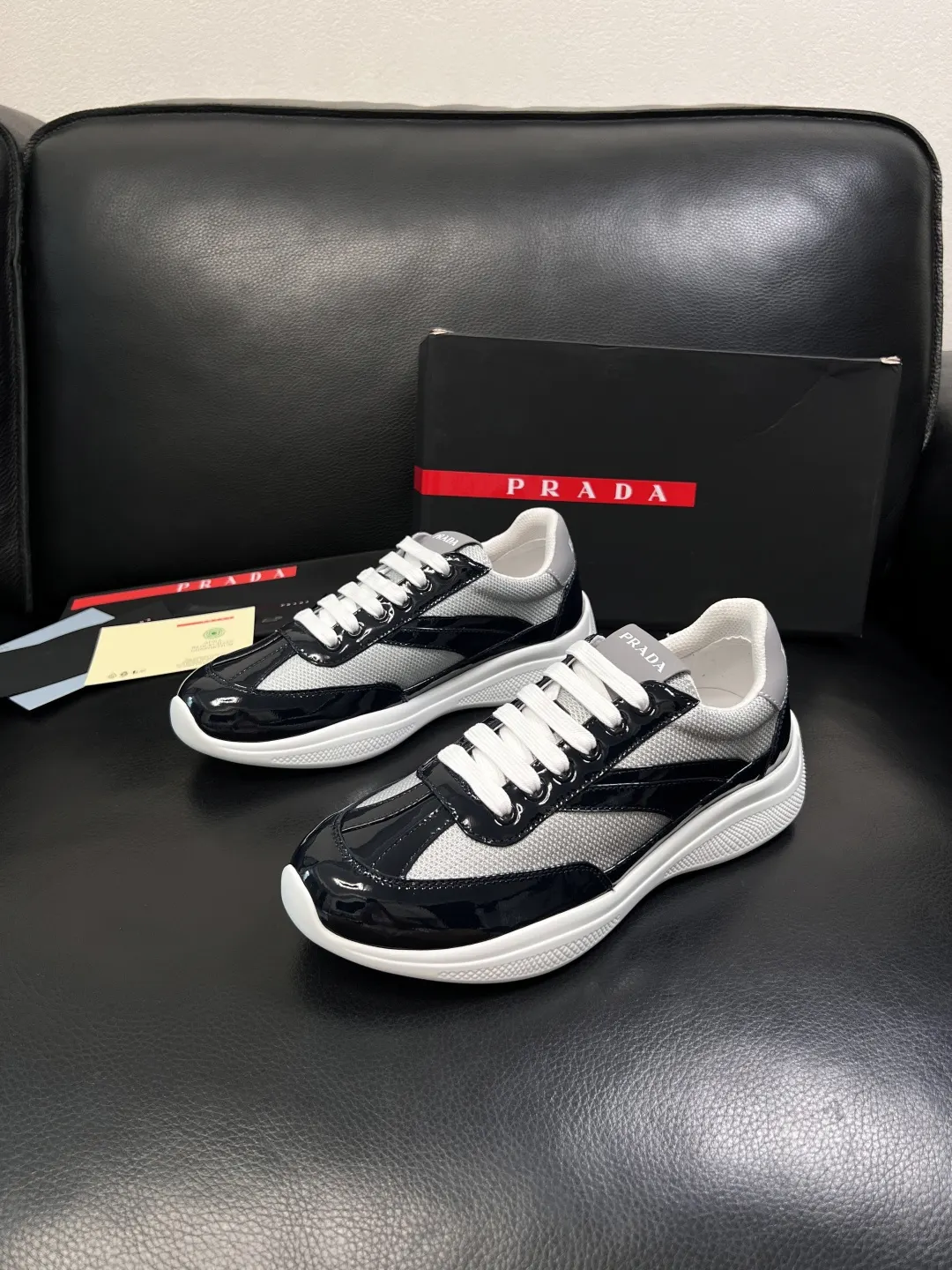 PRADA 牛皮 休闲鞋 舒适百搭款