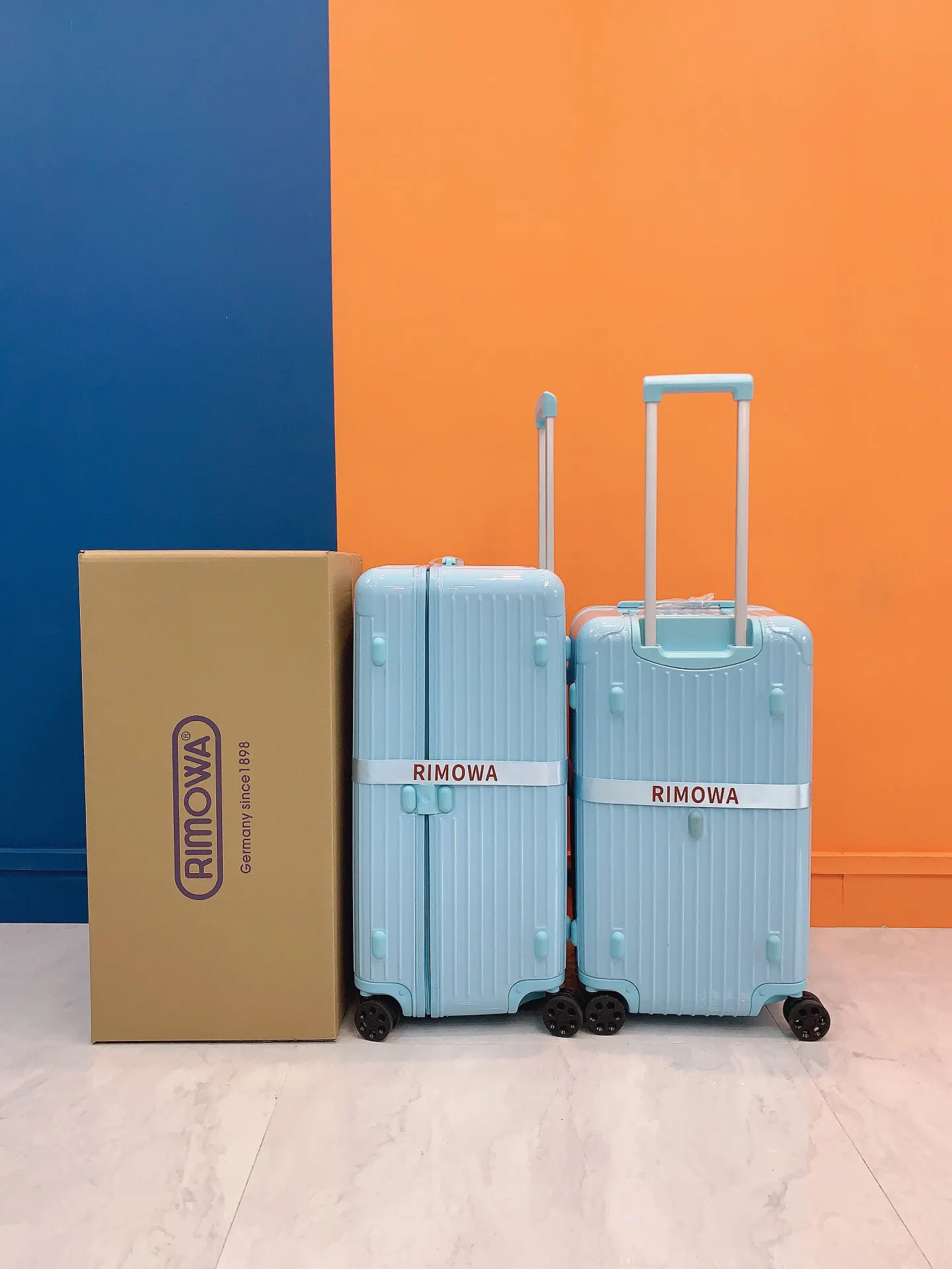 黑色 白色 升级 RIMOWA日默瓦 Trunk方胖 行李箱 旅行拉杆款 轻便出行款