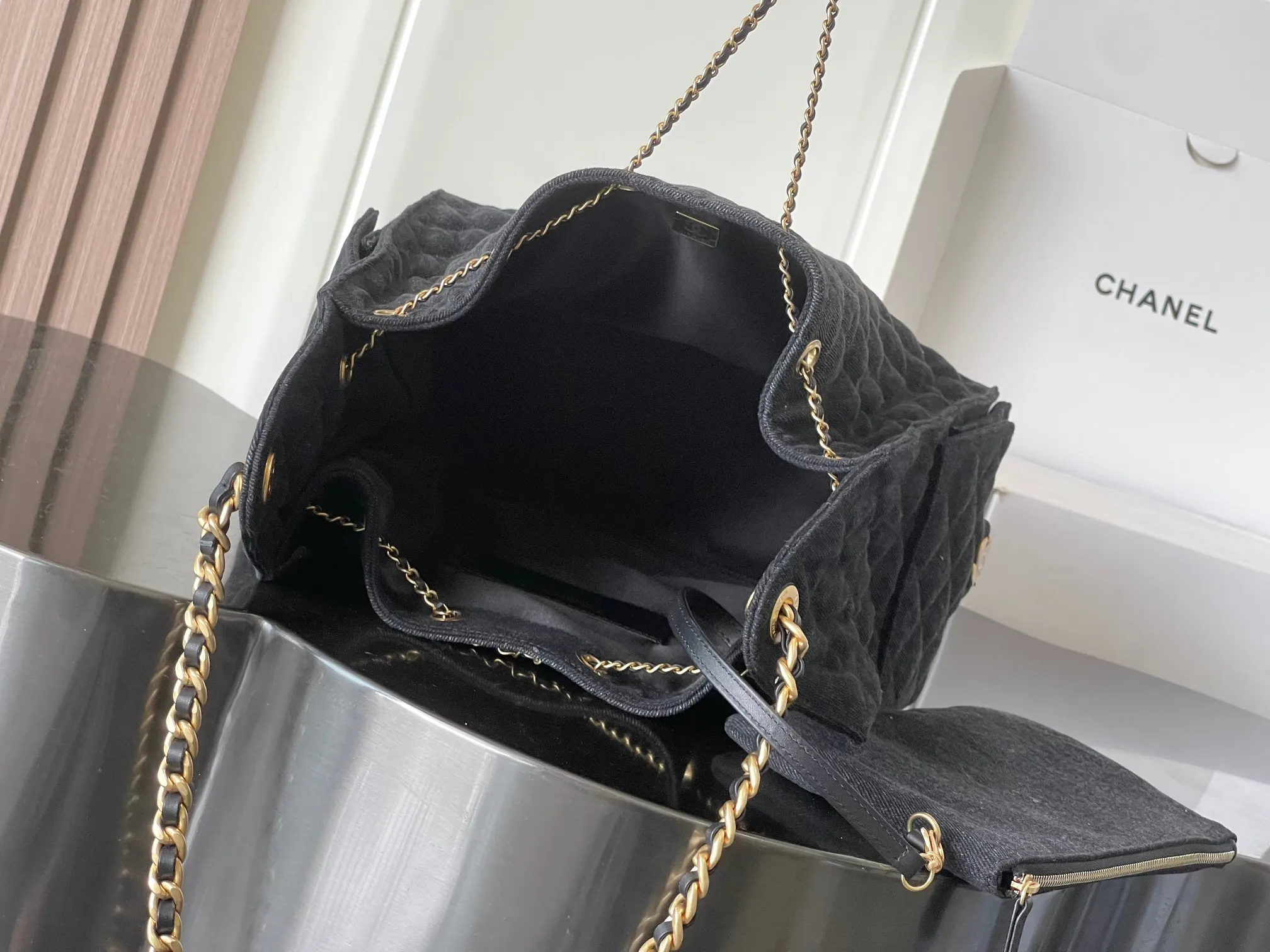 Chanel 黑蓝牛仔布Hobo腋下包 链条单肩