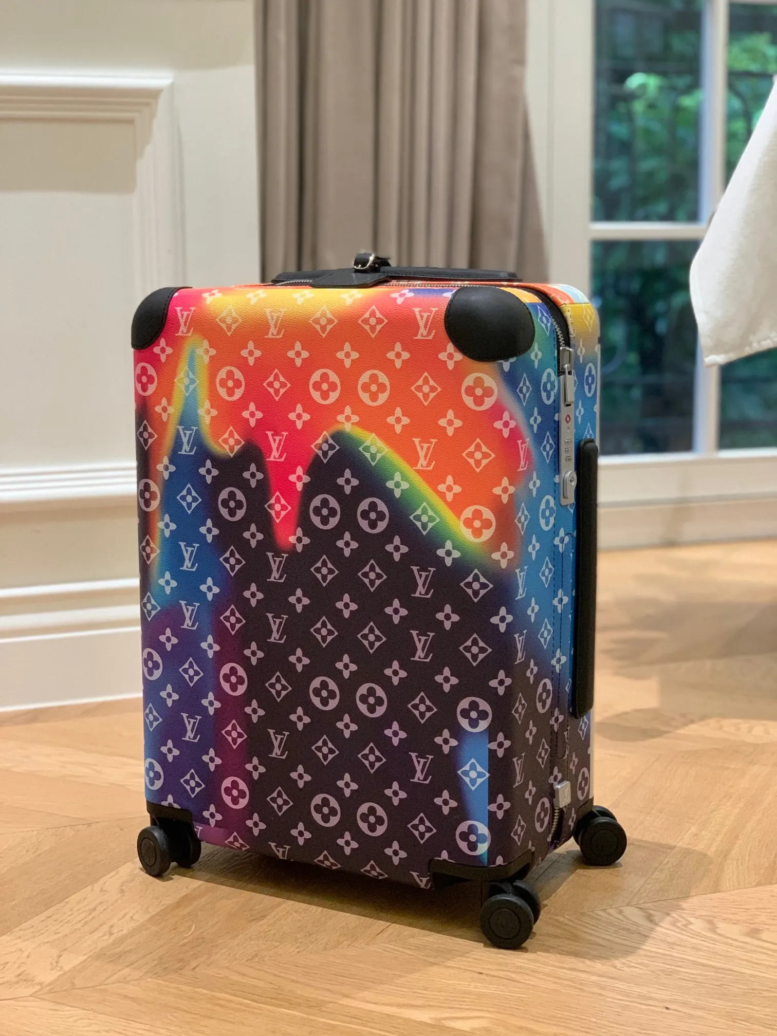 LV HORIZON四轮拉杆箱 5厘米 规格 行李箱 旅行拉杆款 轻便出行款