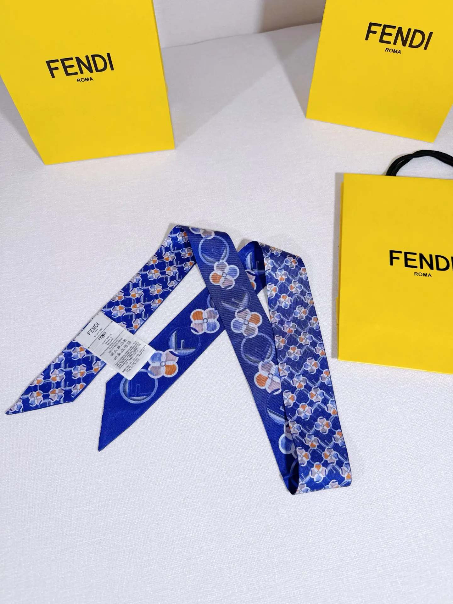 Fendi 蓝色 腰带 通勤百搭款 款2