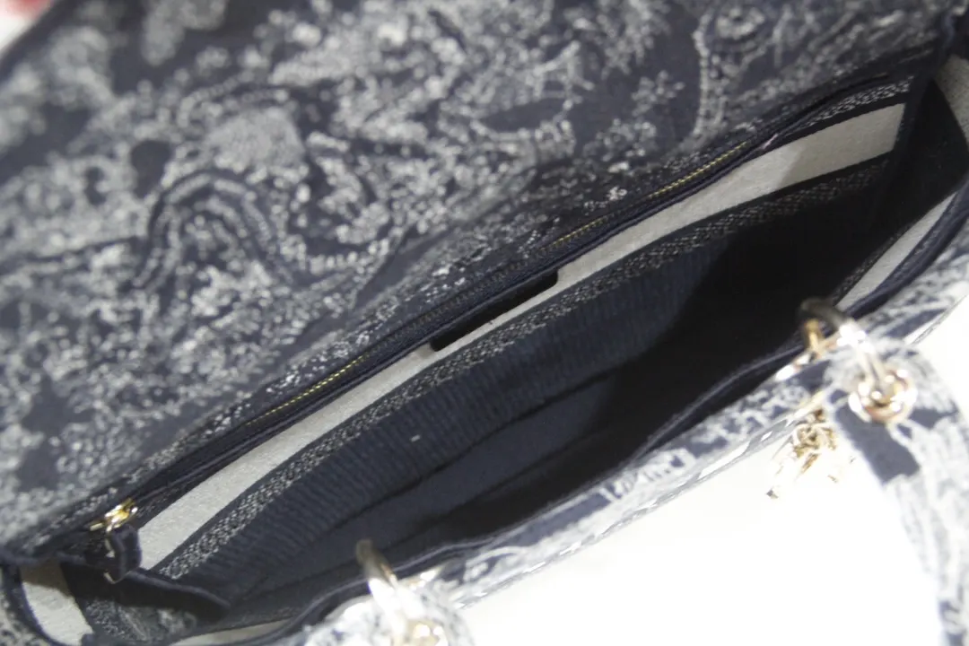 Dior 蓝色 金色 斜挎包 轻便斜挎款