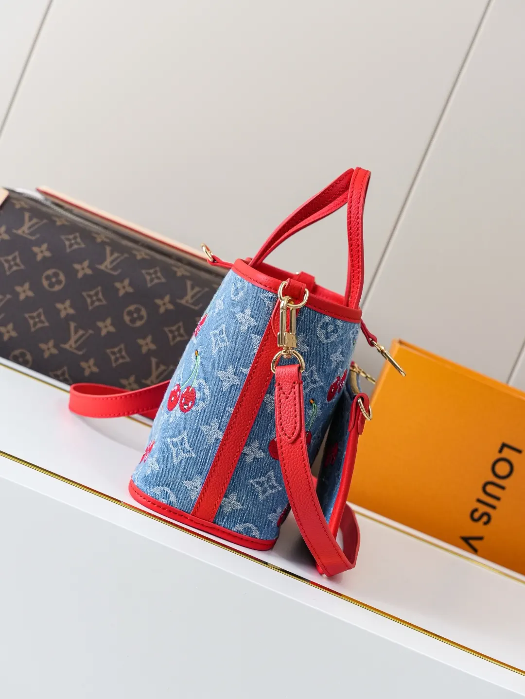 LV Neverfull 牛仔 丹宁 牛皮 收纳包 旅行收纳款