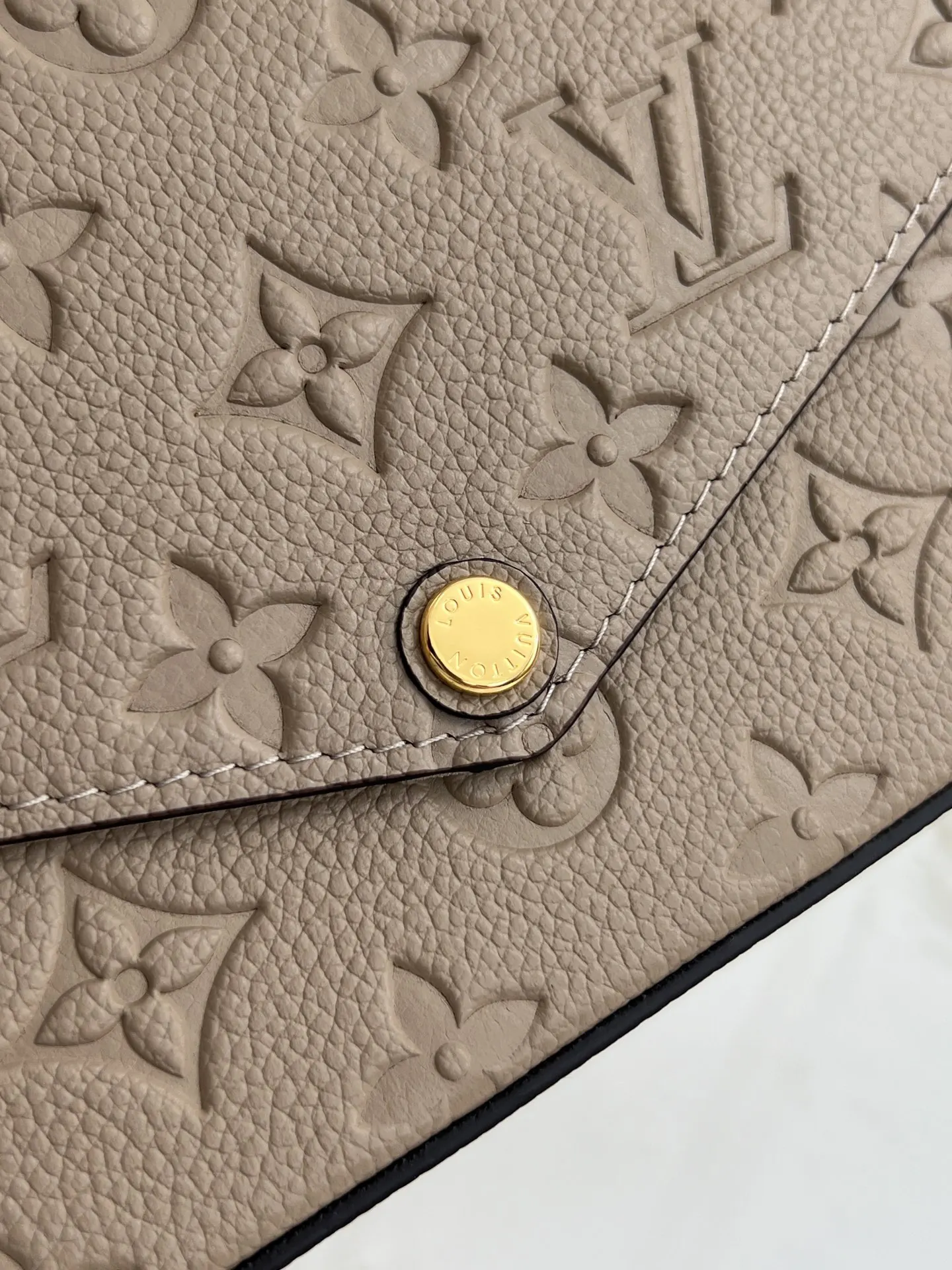 Louis Vuitton 黑色 老花 单肩包 实拍款02
