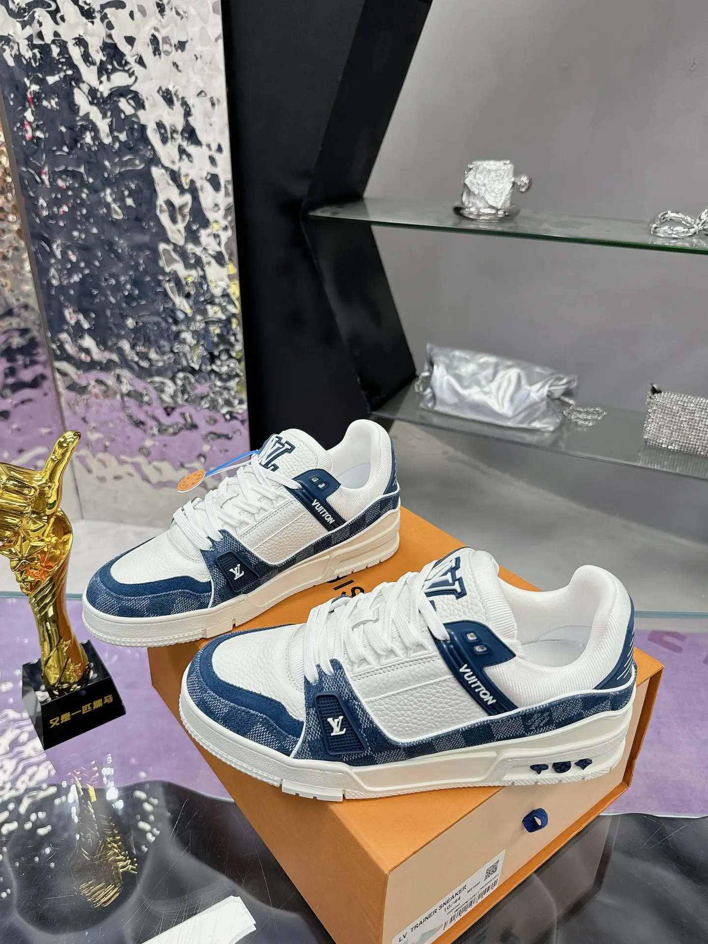 Louis Vuitton 运动鞋