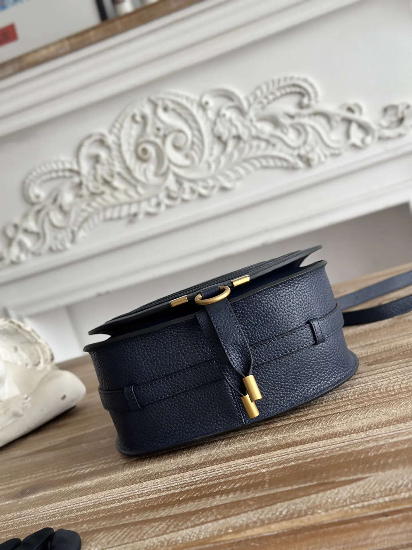 Crossbody Bag Lightweight Leather