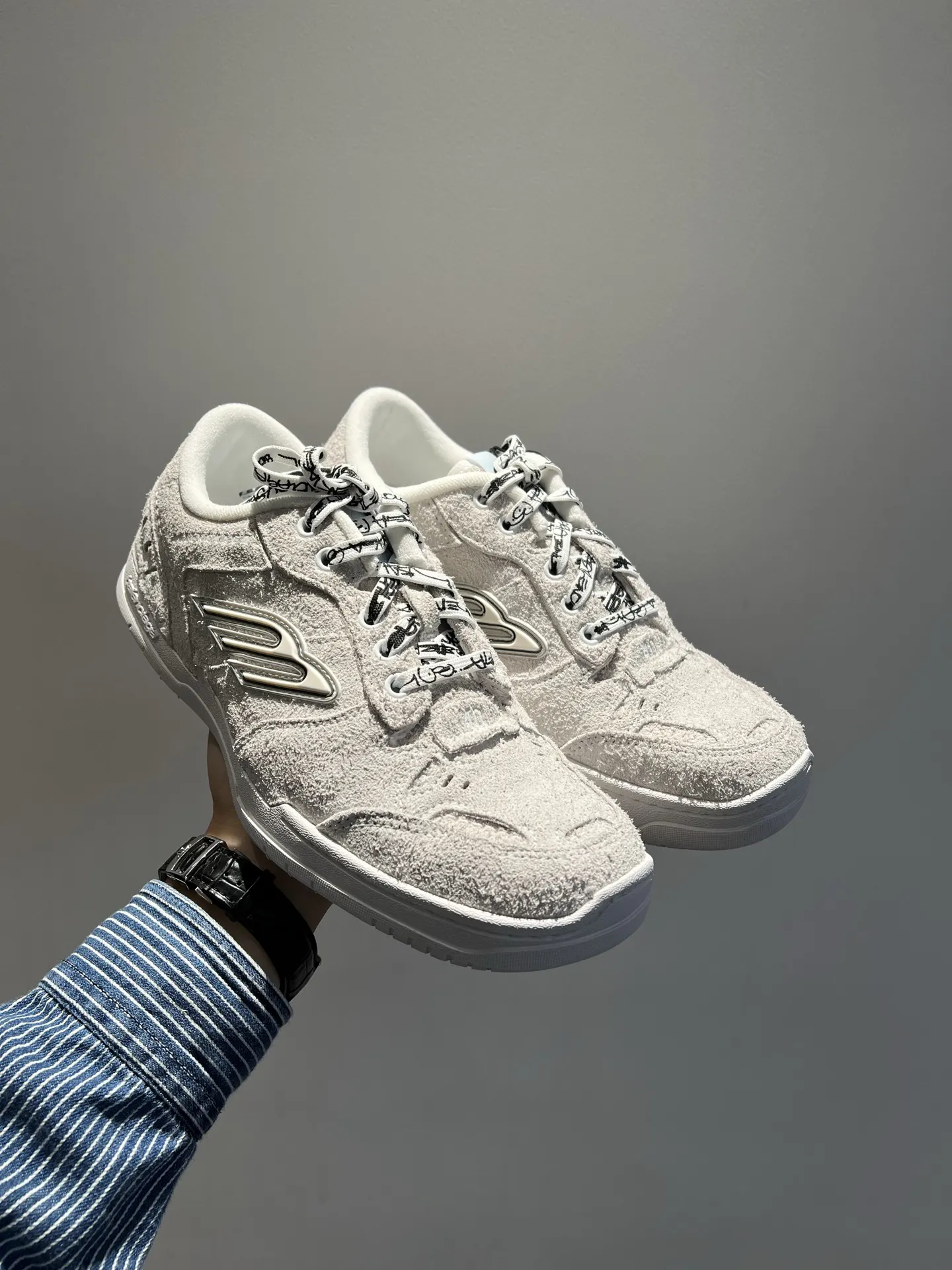 Balenciaga 单肩包 日常搭配