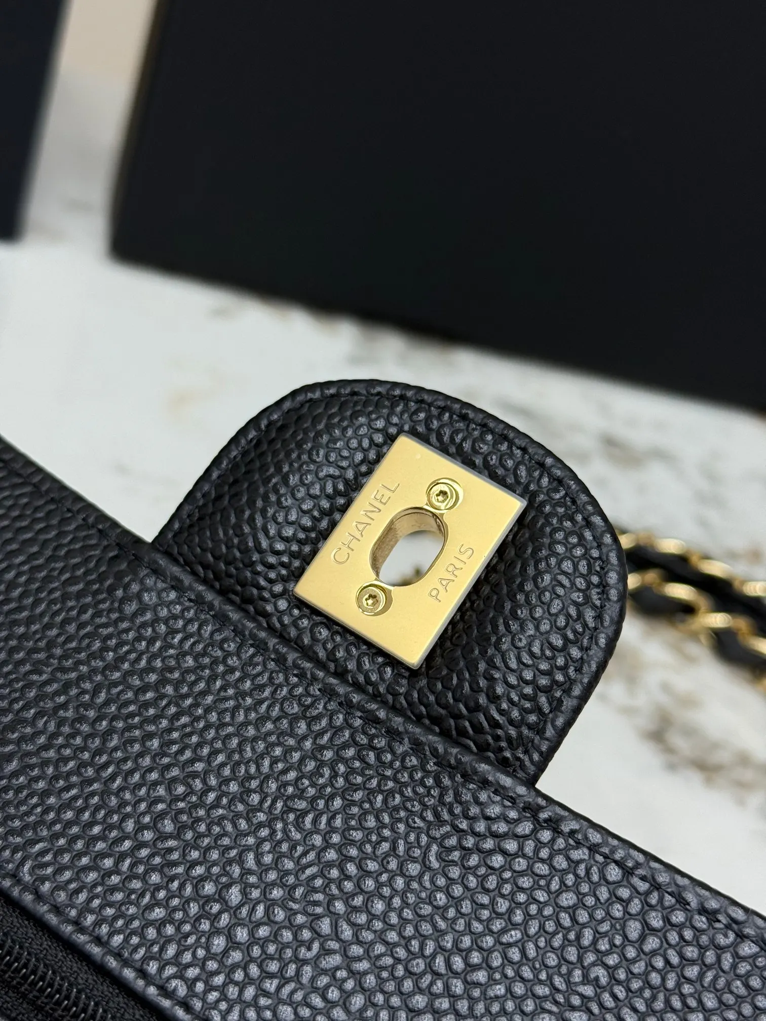 Audemars Piguet 金色 小牛皮 链条包 精致链条款