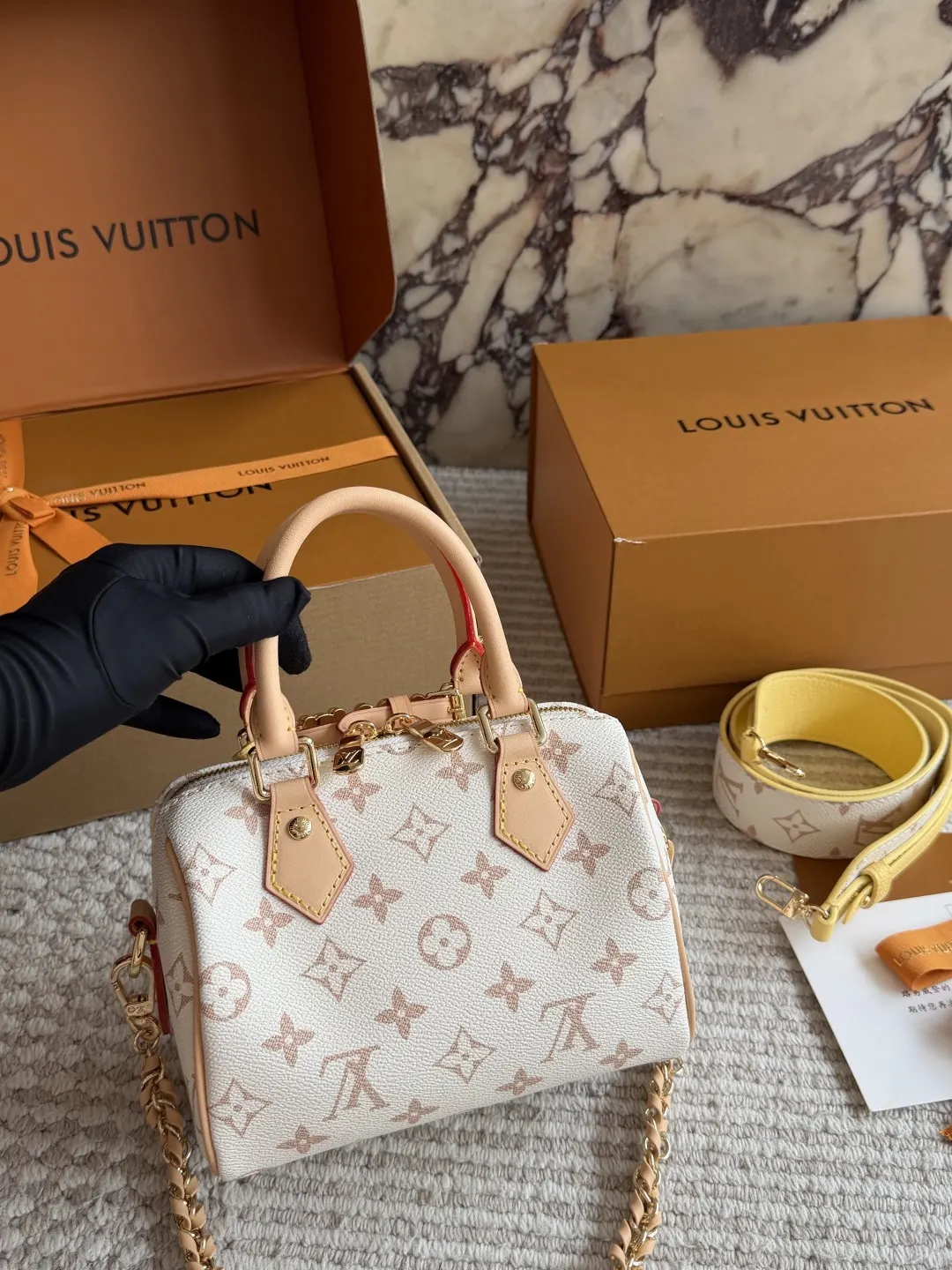 LV Speedy 枕头包 小枕头包 密封 对NANO 旅行包 大容量旅行款