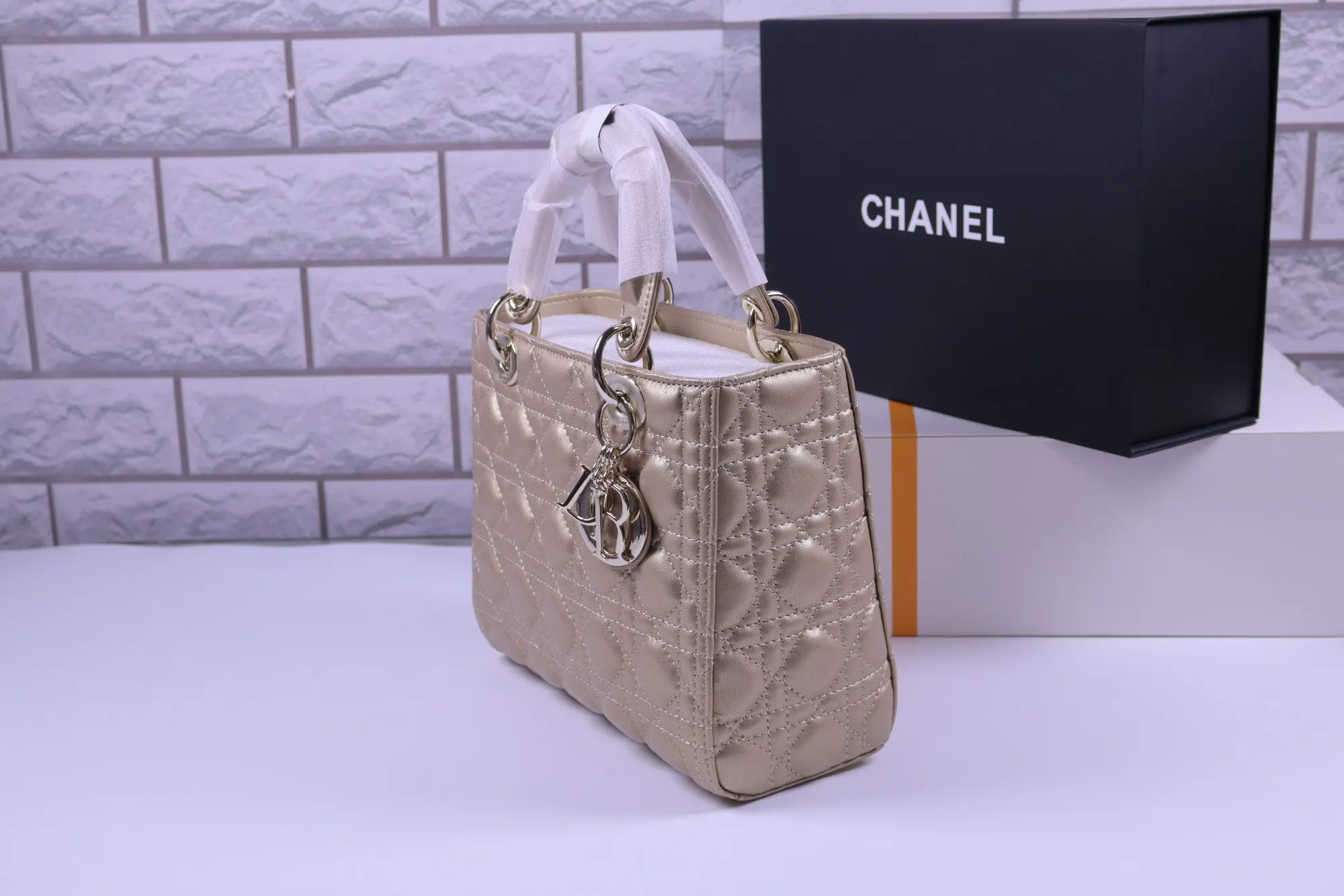 Dior Lady Dior Lady 金色 羊皮手提包