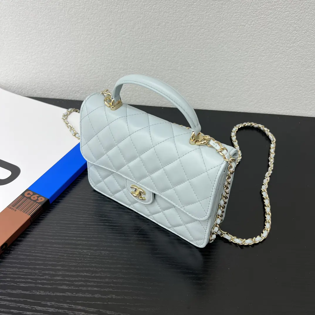 Chanel 蓝色 皮革 菱格绗缝 手提包