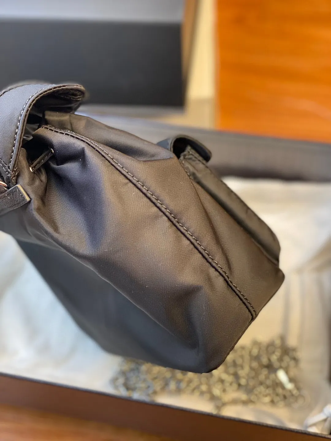 PRADA 双肩背包 迷你休闲款