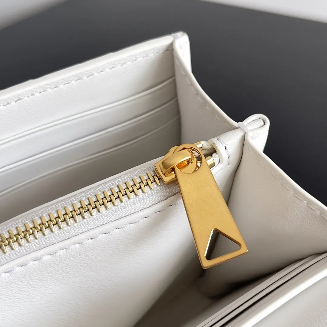 Bottega Veneta 手拿包 精致手拿款