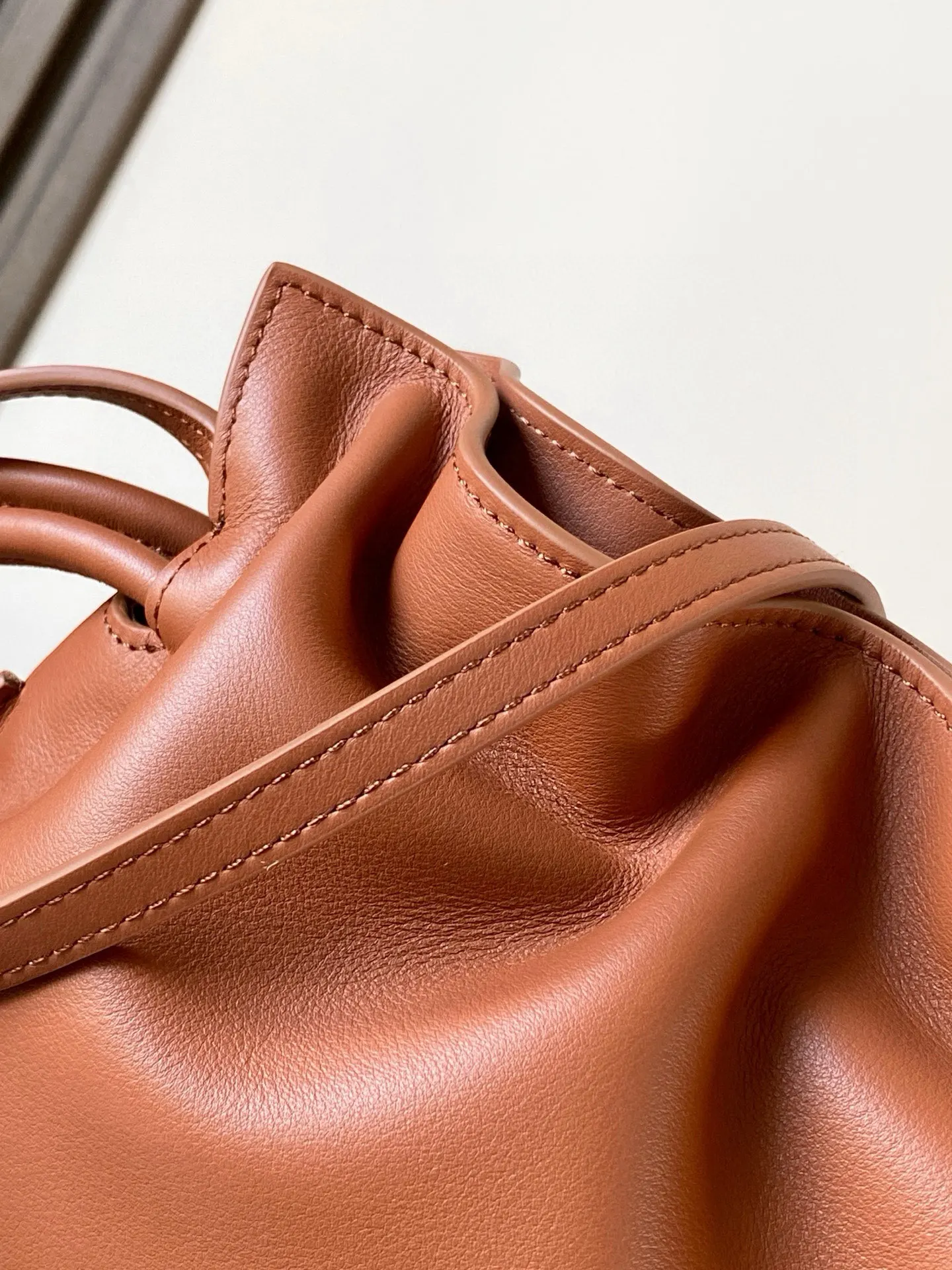 Loewe 棕色 小牛皮 托特包 大容量托特款