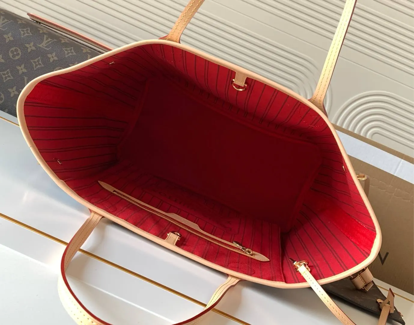 Neverfull 老花 牛皮 托特包 大容量托特款(數字9) Neverfull 老花 牛皮 托特包 大容量托特款(數字9)