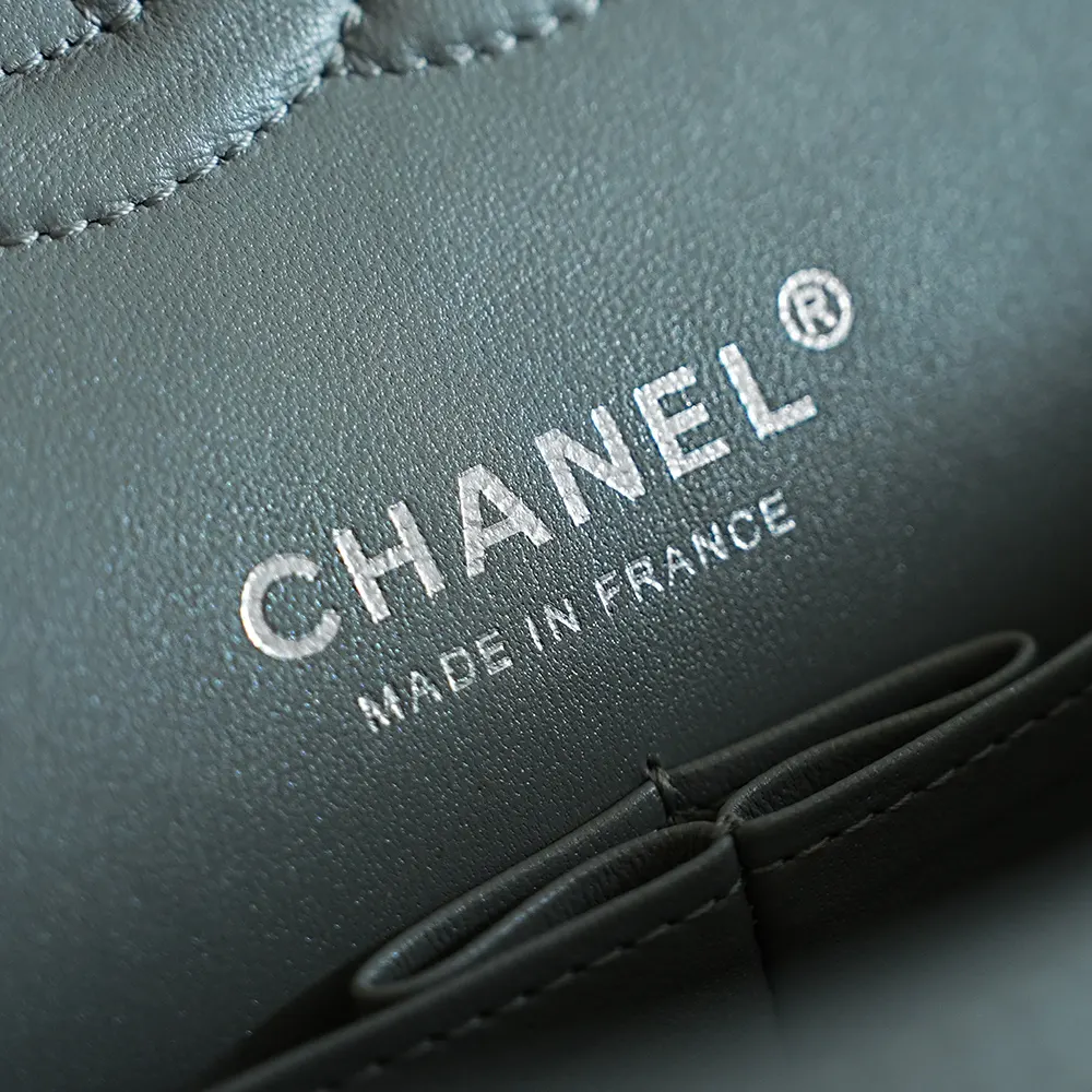 Gray Chain Bag Image 9 Gray Chain Bag Image 9