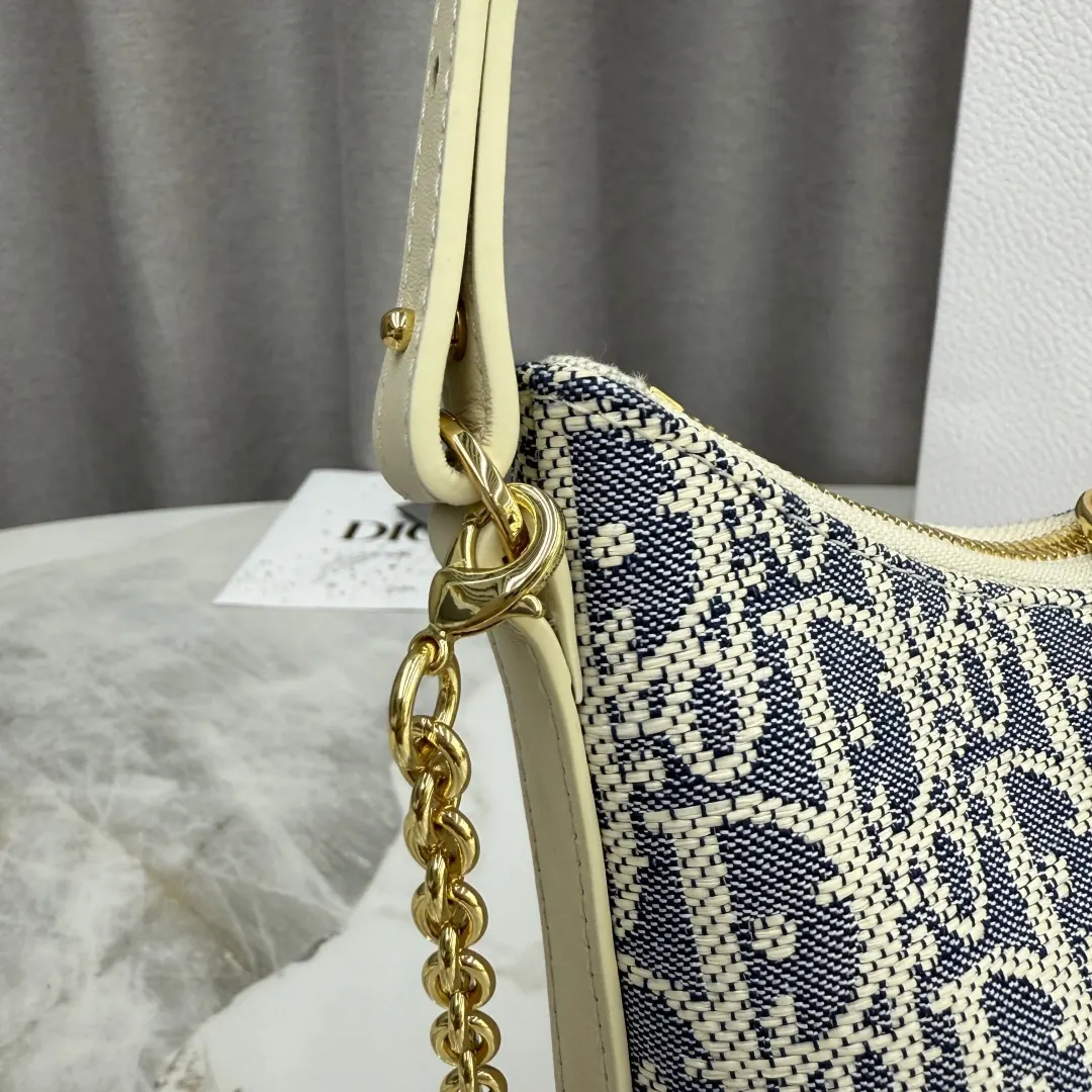 Dior 30 Montaigne Denim Crossbody Bag Image 7 Dior 30 Montaigne Denim Crossbody Bag Image 7
