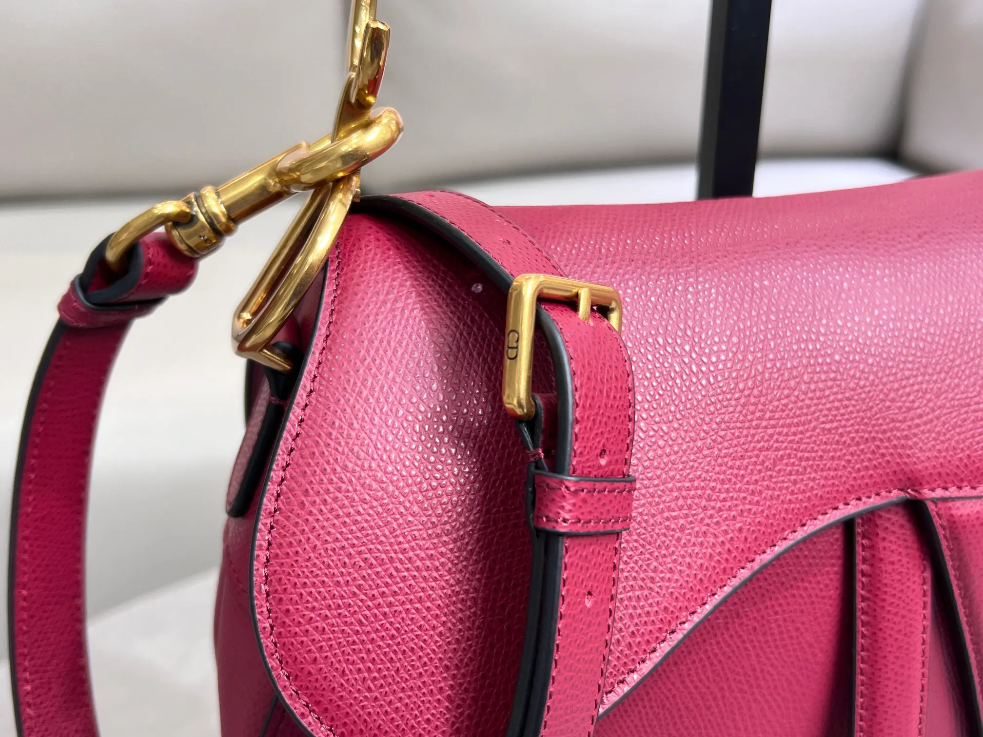 Dior Saddle 酒红马鞍包 肩带斜挎 斜挎包
