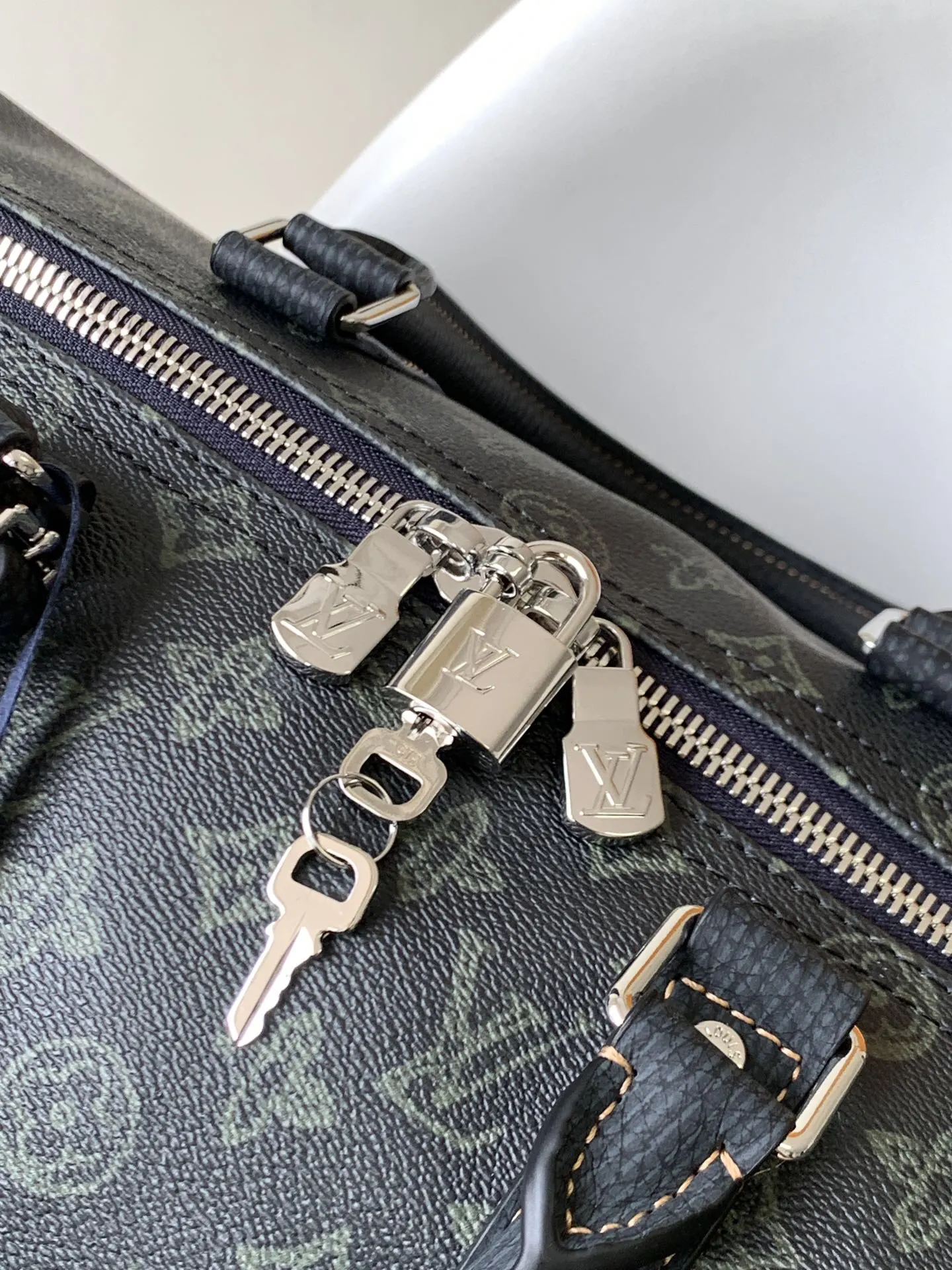 Keepall Mo旅行袋 大容量旅行款