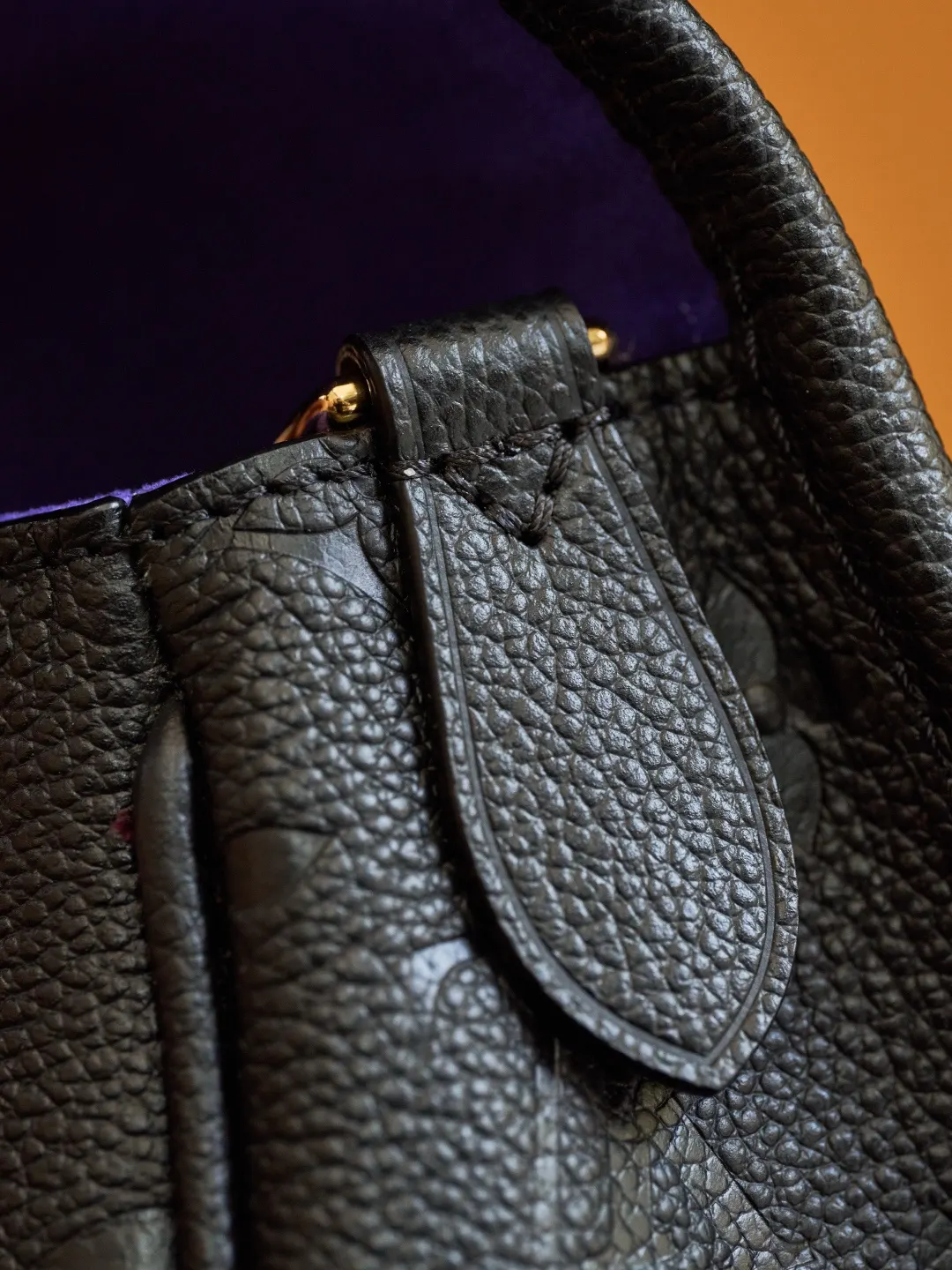 Louis Vuitton 黑色 Monogram 斜挎包