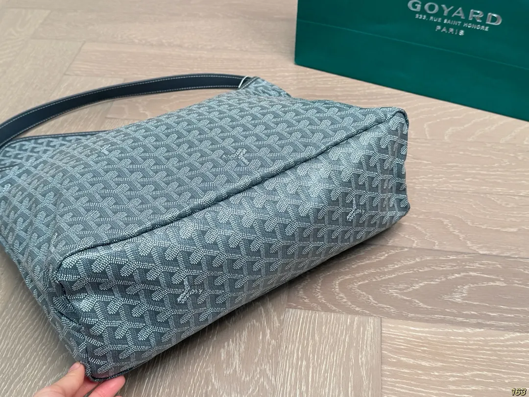 Goyard 戈雅 戈雅托特包 无论在韩国还是在中国 大容量托特款