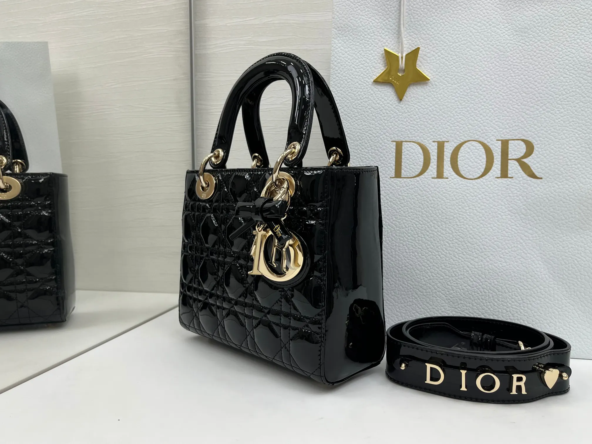 Dior Lady Dior 黑色 斜挎包
