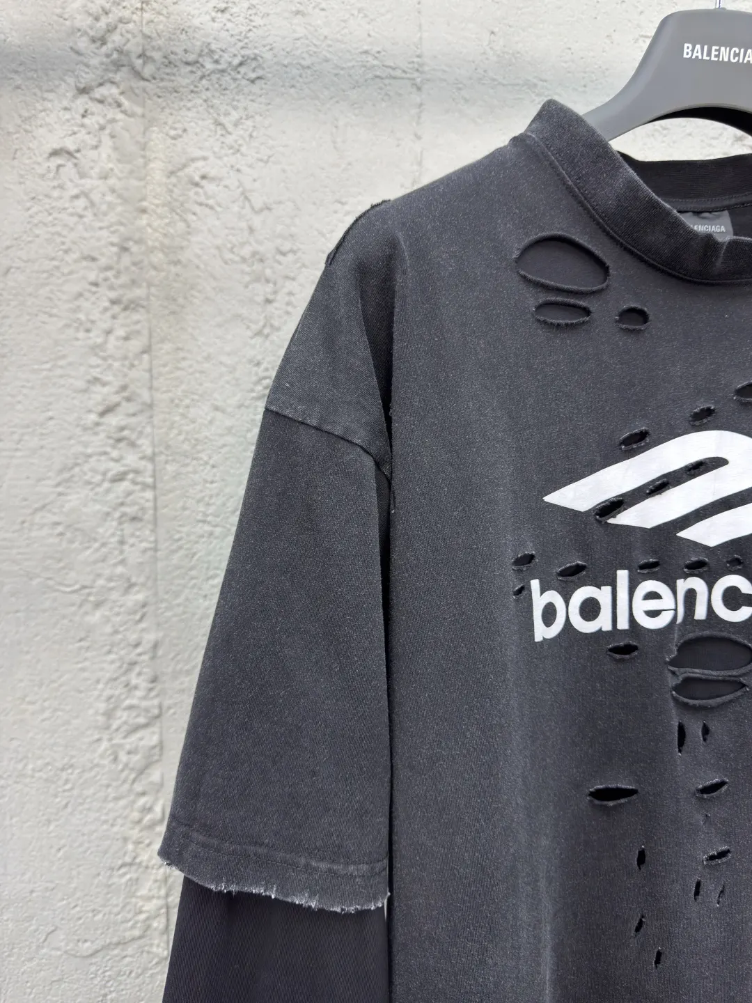 Balenciaga Black Cotton Long Sleeve T-Shirt Street