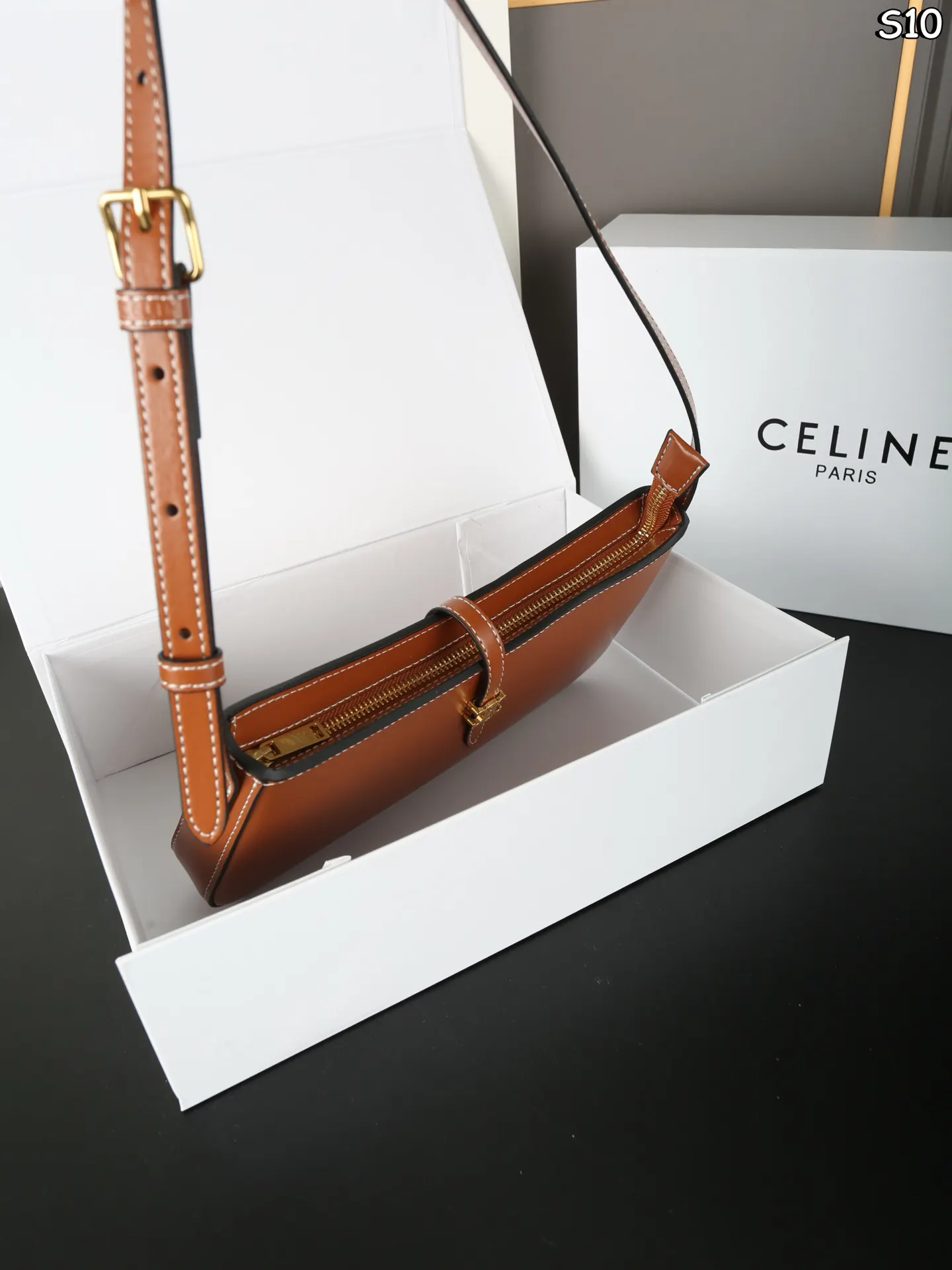 Celine TINA 腋下包 单肩包 复古腋下背款