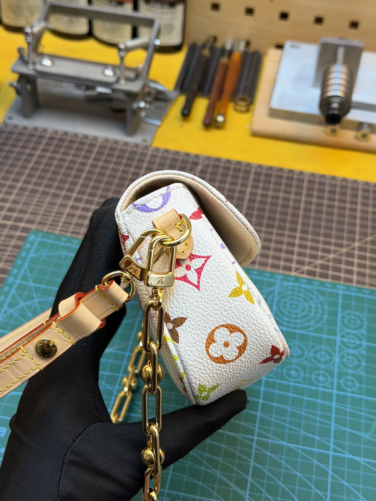 LV 帆布 鏈條包 精致鏈條款