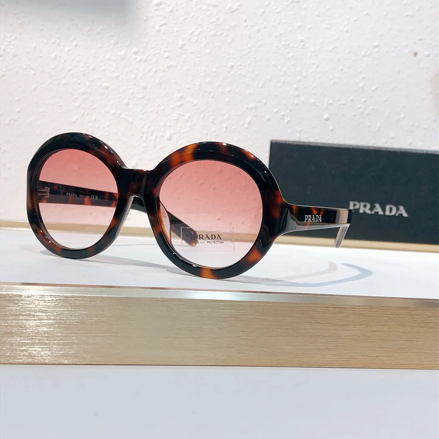 Prada 墨镜 时尚防晒款 款13