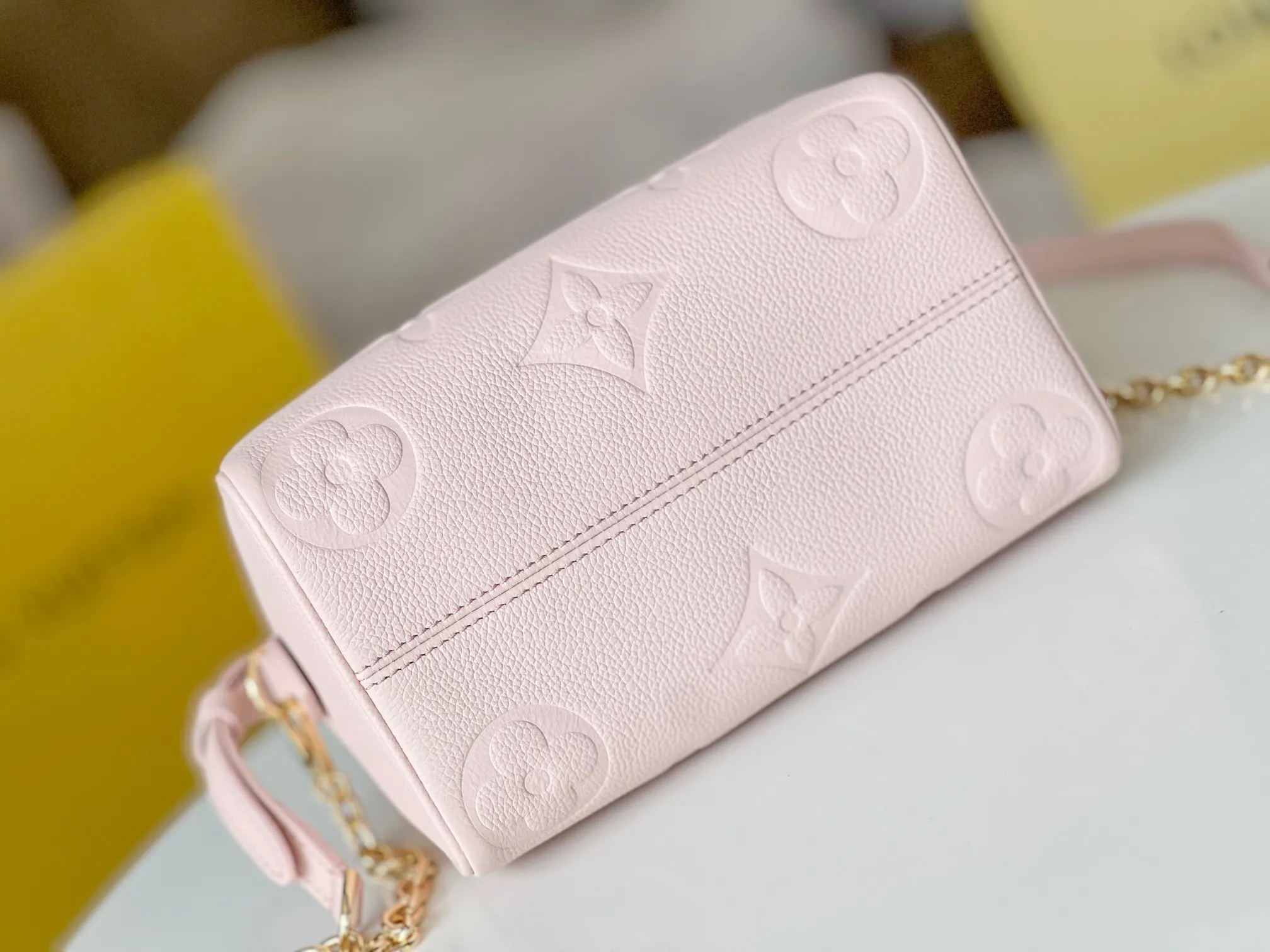 LV Speedy 牛皮 行李箱 旅行拉杆款 轻便出行款