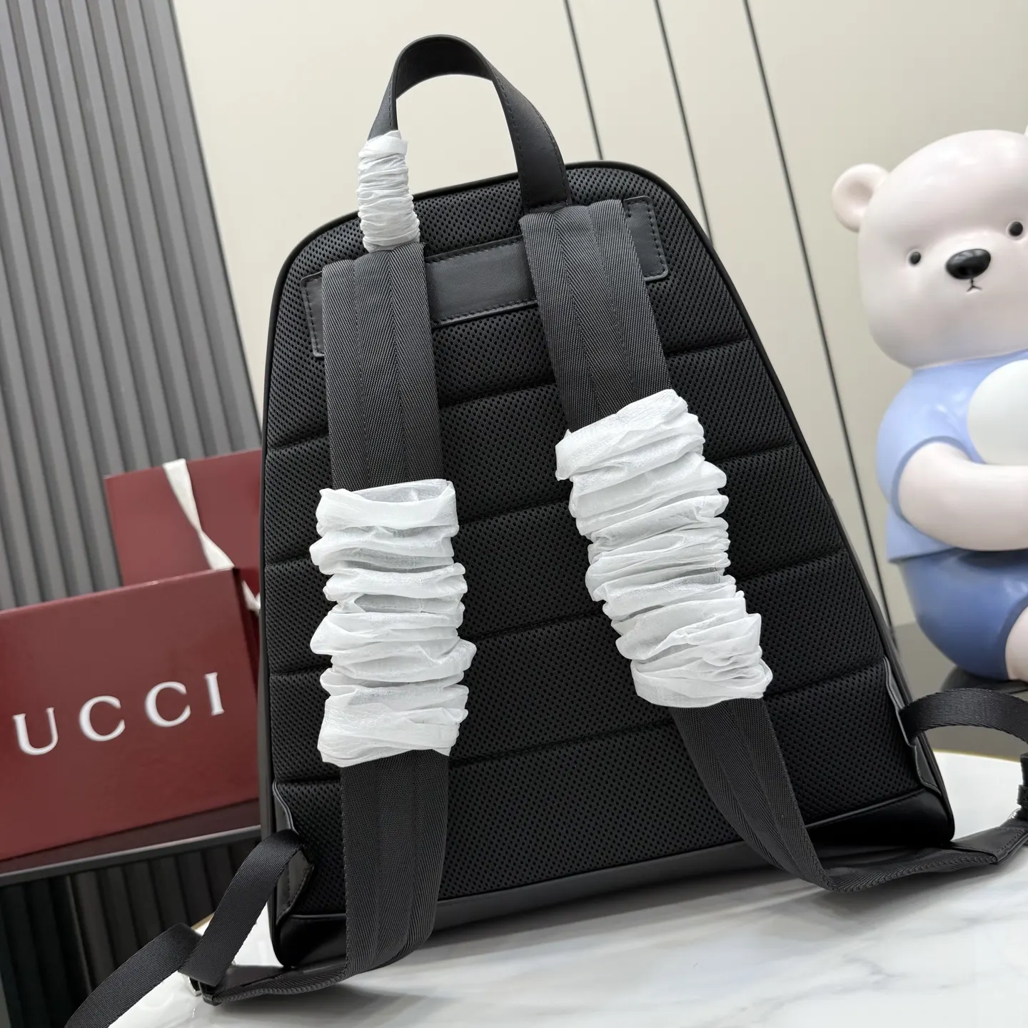 Gucci 黑色 銀色 牛皮 雙肩包 实用雙肩款