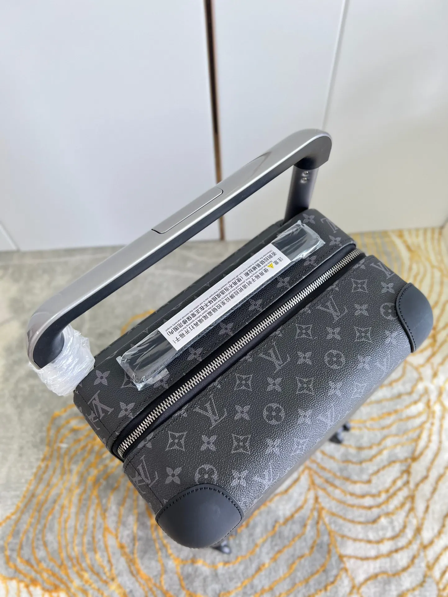 LV 帆布 全新 Horizon 拉杆箱以个性创意革新的传奇經典 行李箱 旅行拉杆款 輕便出行款