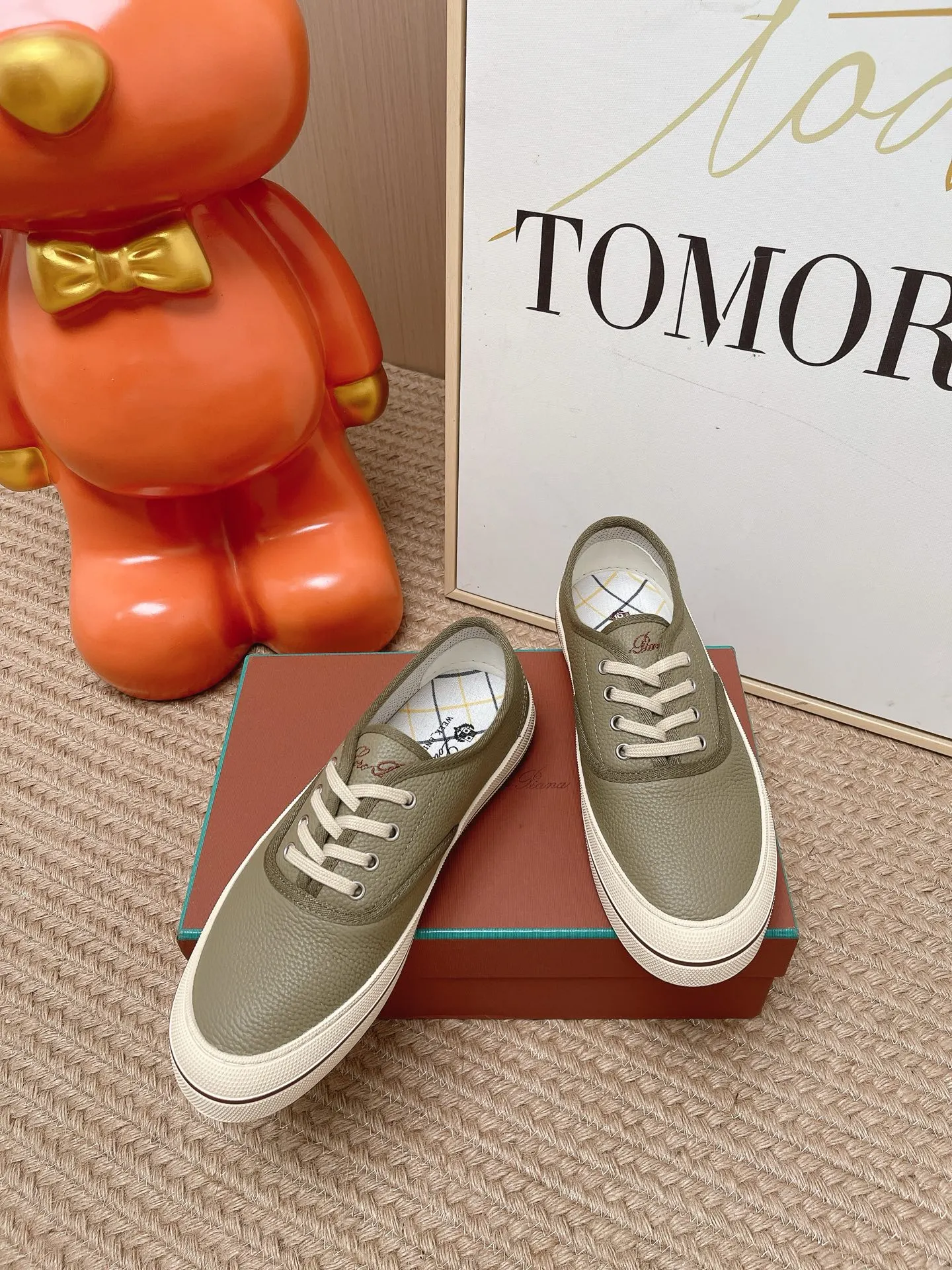 Loro Piana Sneakers Casual Versatile Image 4 Loro Piana Sneakers Casual Versatile Image 4