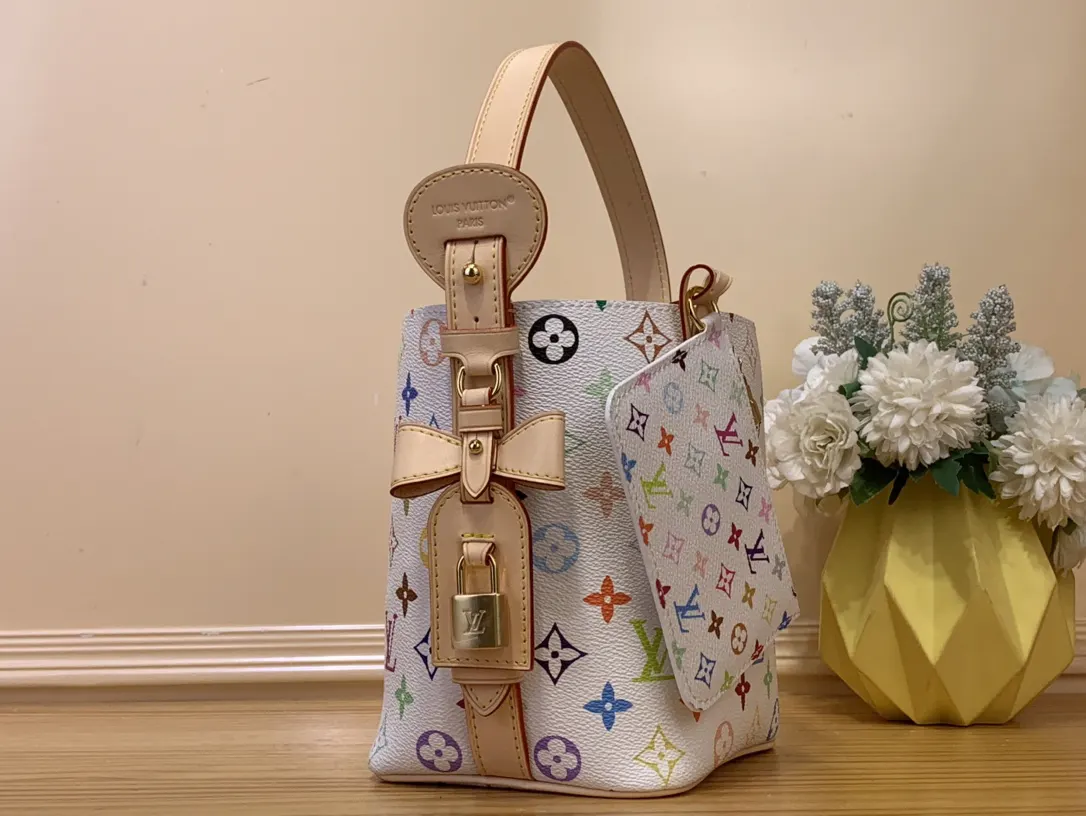 LV 牛皮 tm all in bb 手袋 白 斜挎包 轻便斜挎款