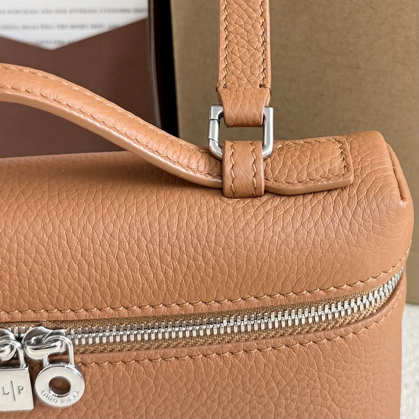 Clutch Bag Versatile Leather Image 9 Clutch Bag Versatile Leather Image 9