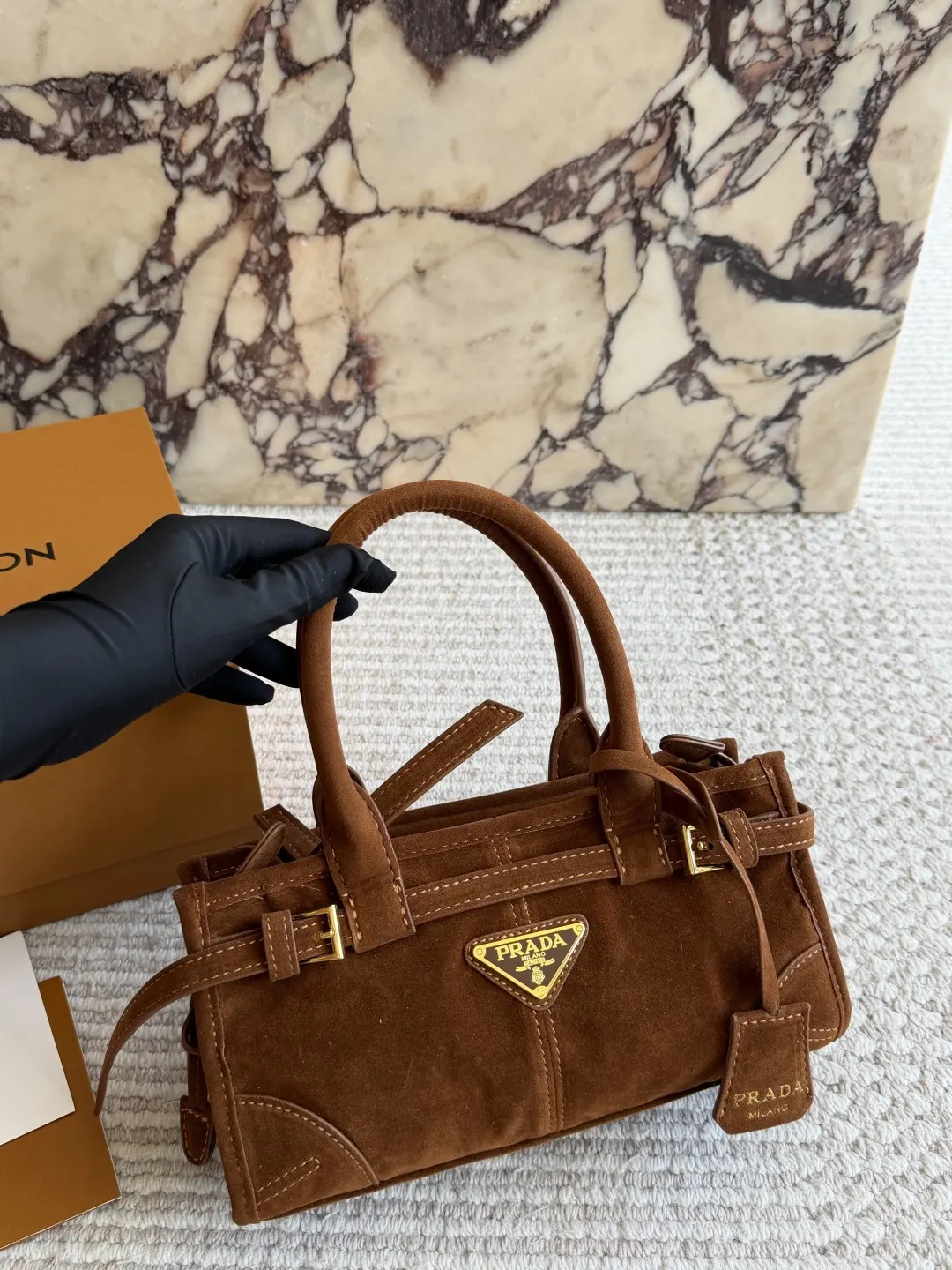 Prada 手提包