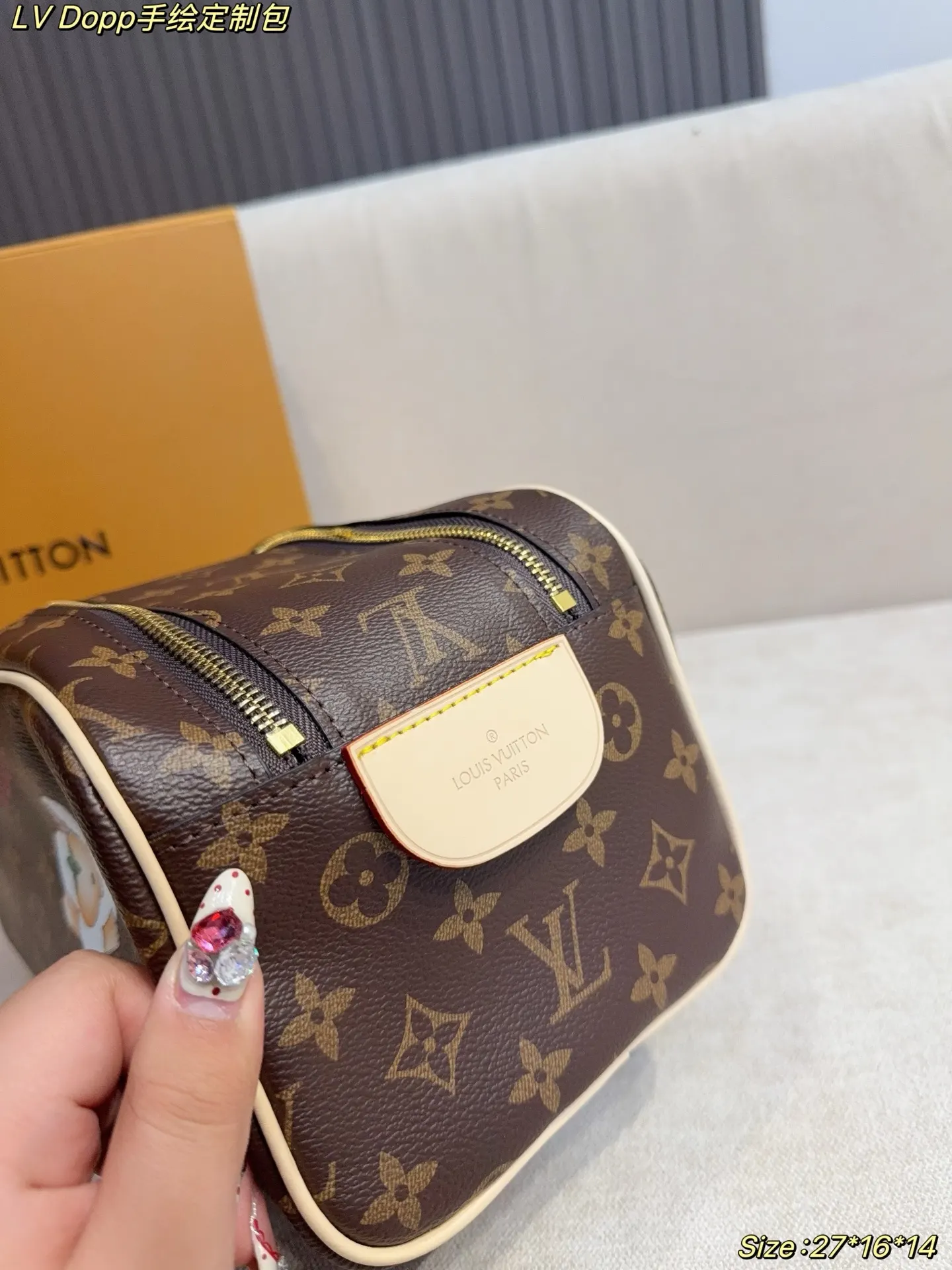 LV 老花 帆布 化妝包 便携收納款