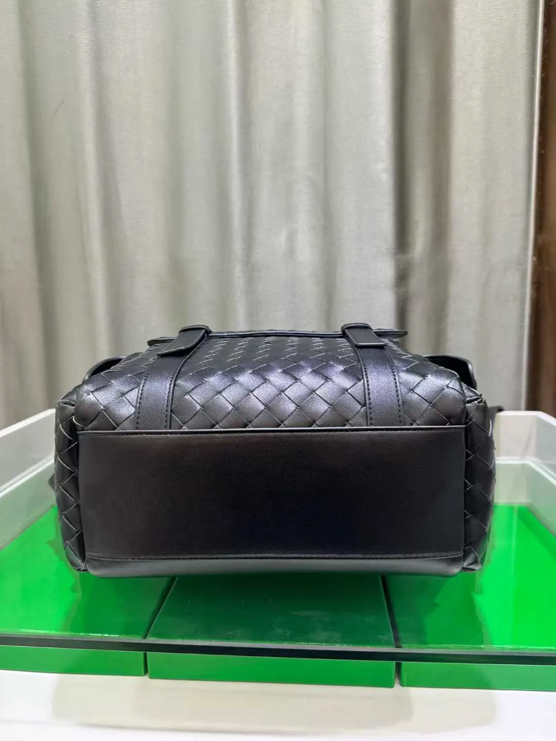 Bottega Veneta 小牛皮 雙肩包 实用雙肩款