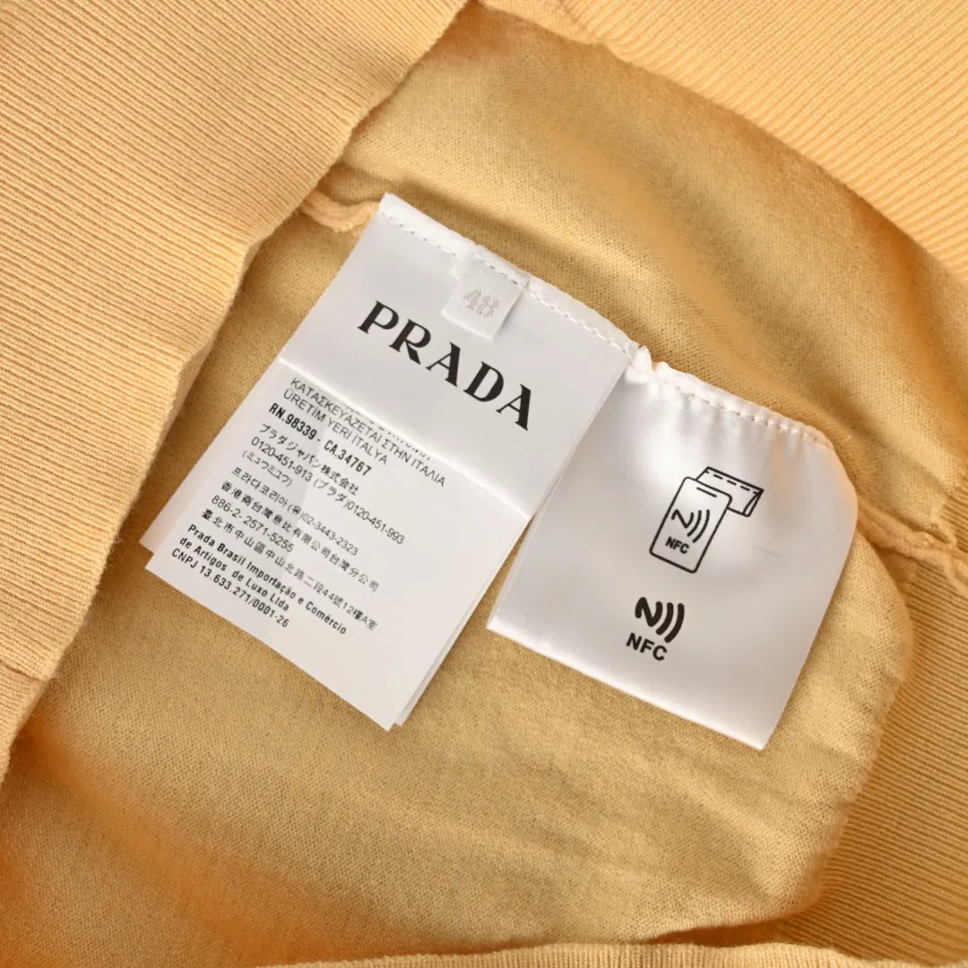 PRADA 棉质 针织 Logo 针织衫 休闲百搭款
